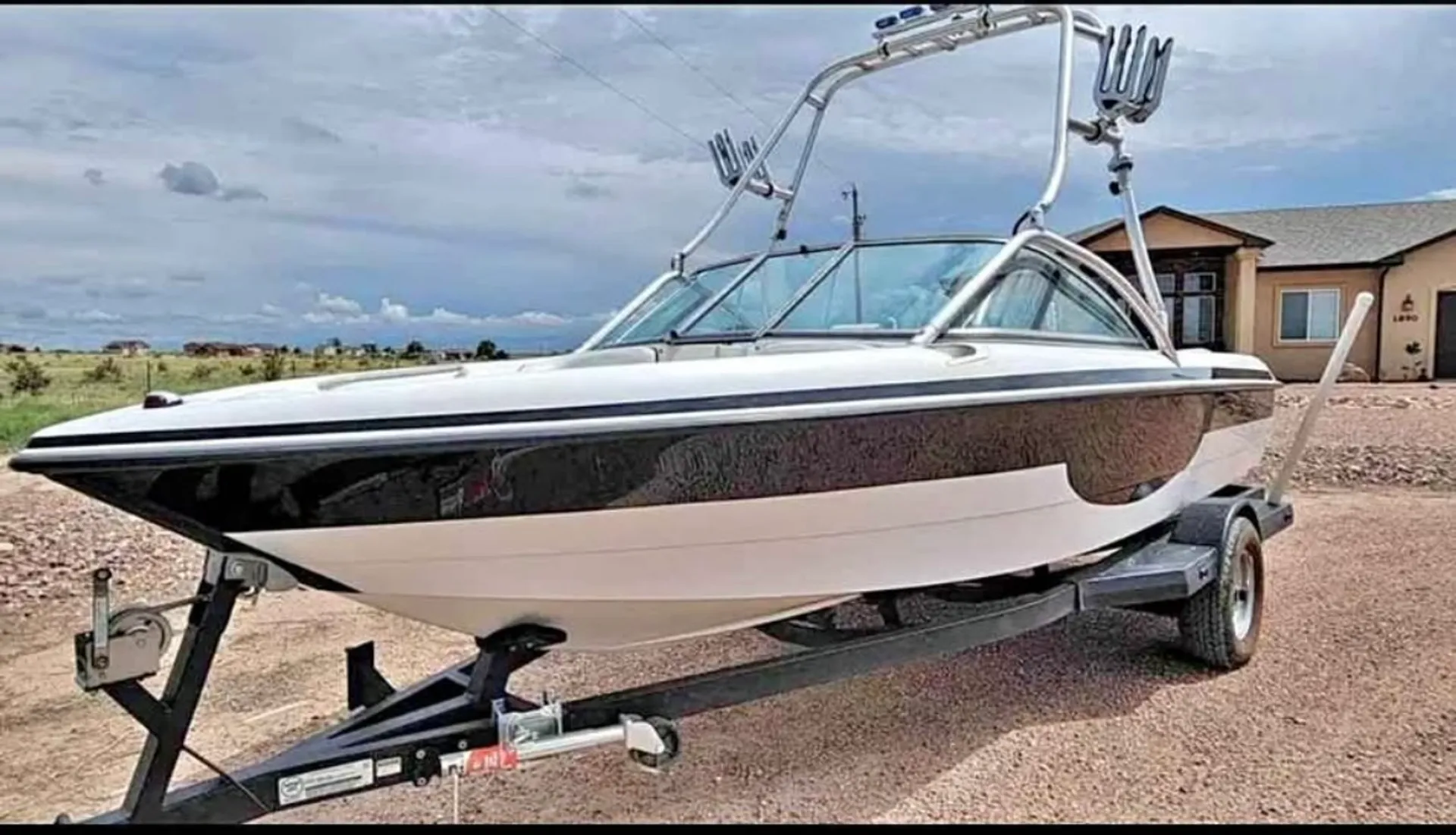 Mastercraft X-Star Surf Boat 