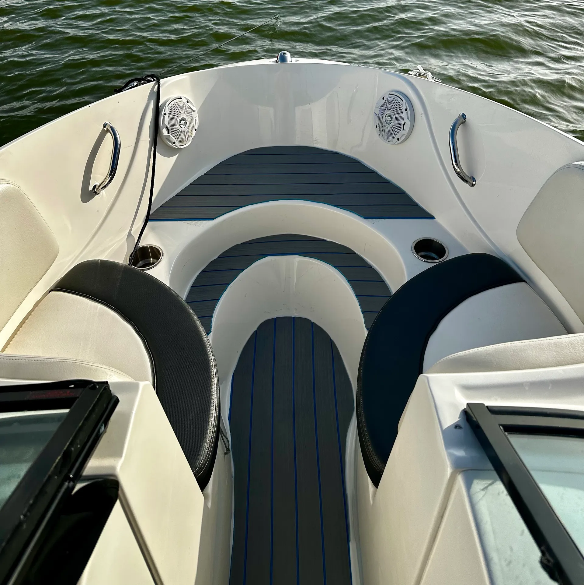 SEA RAY BOATS 185 SPORT BR  in Montgomery, TX — photo 4