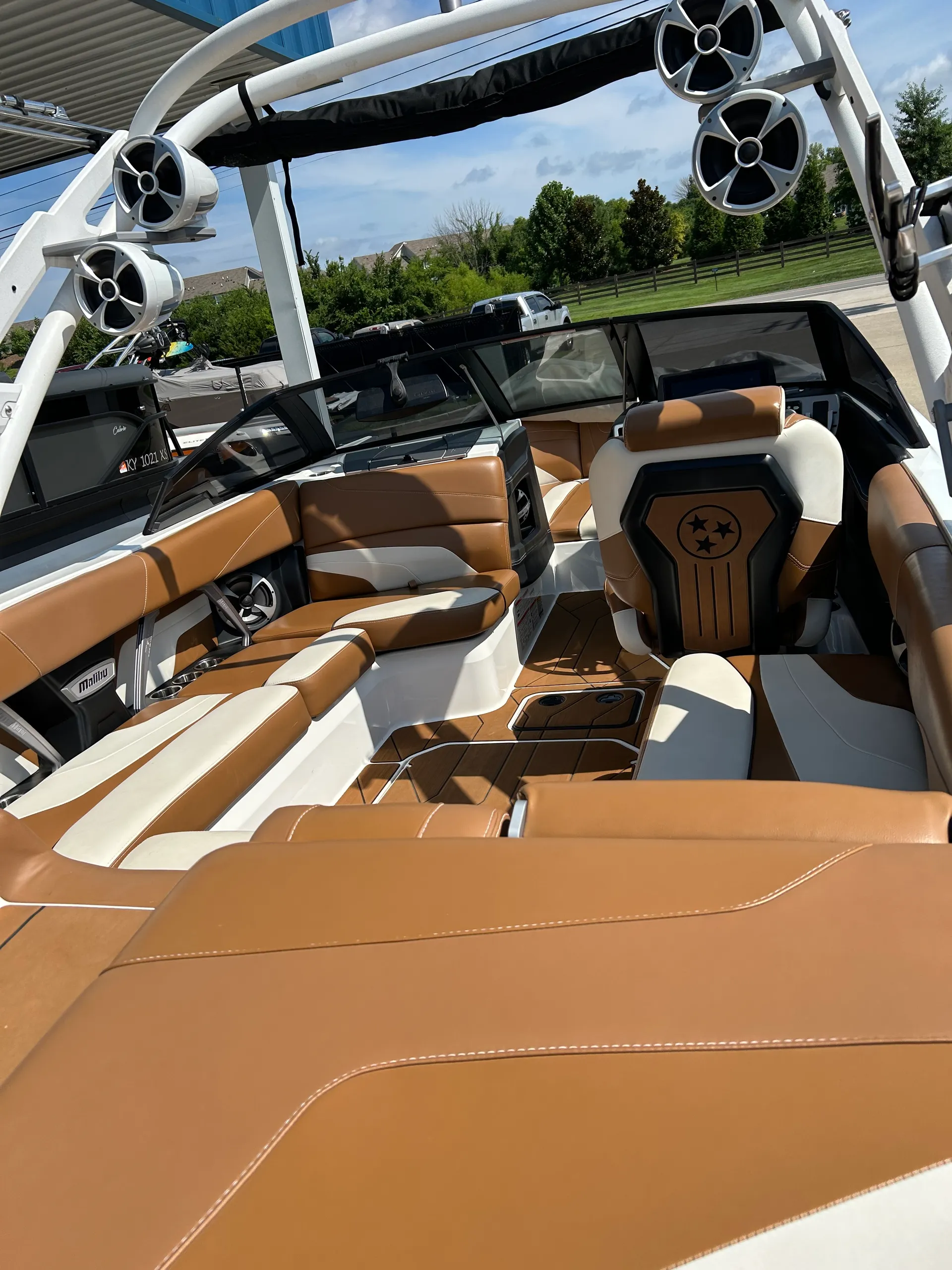 MALIBU BOATS WAKESETTER 22 MXZ in Mt. Juliet, TN — photo 3