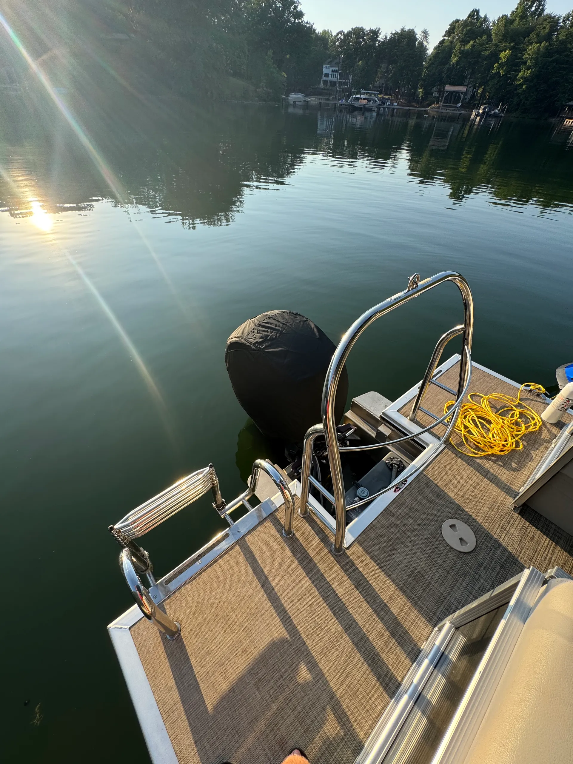 Cruiser and Tube Lake Norman Harris 240 Sunliner Tritoon