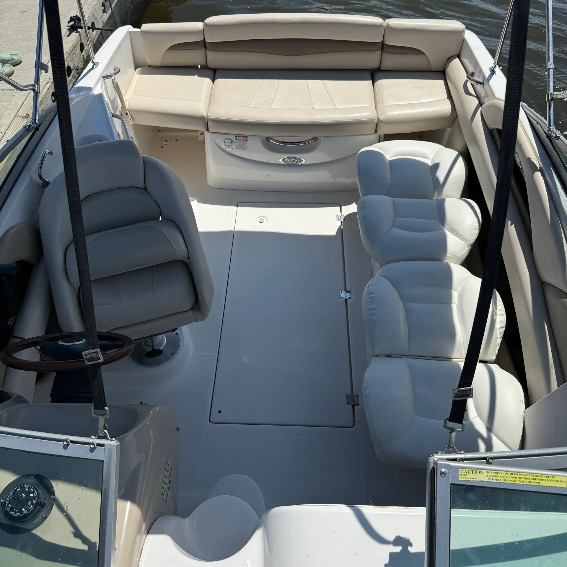 Chaparral Boats 215 SSi in Jersey City, NJ — photo 3