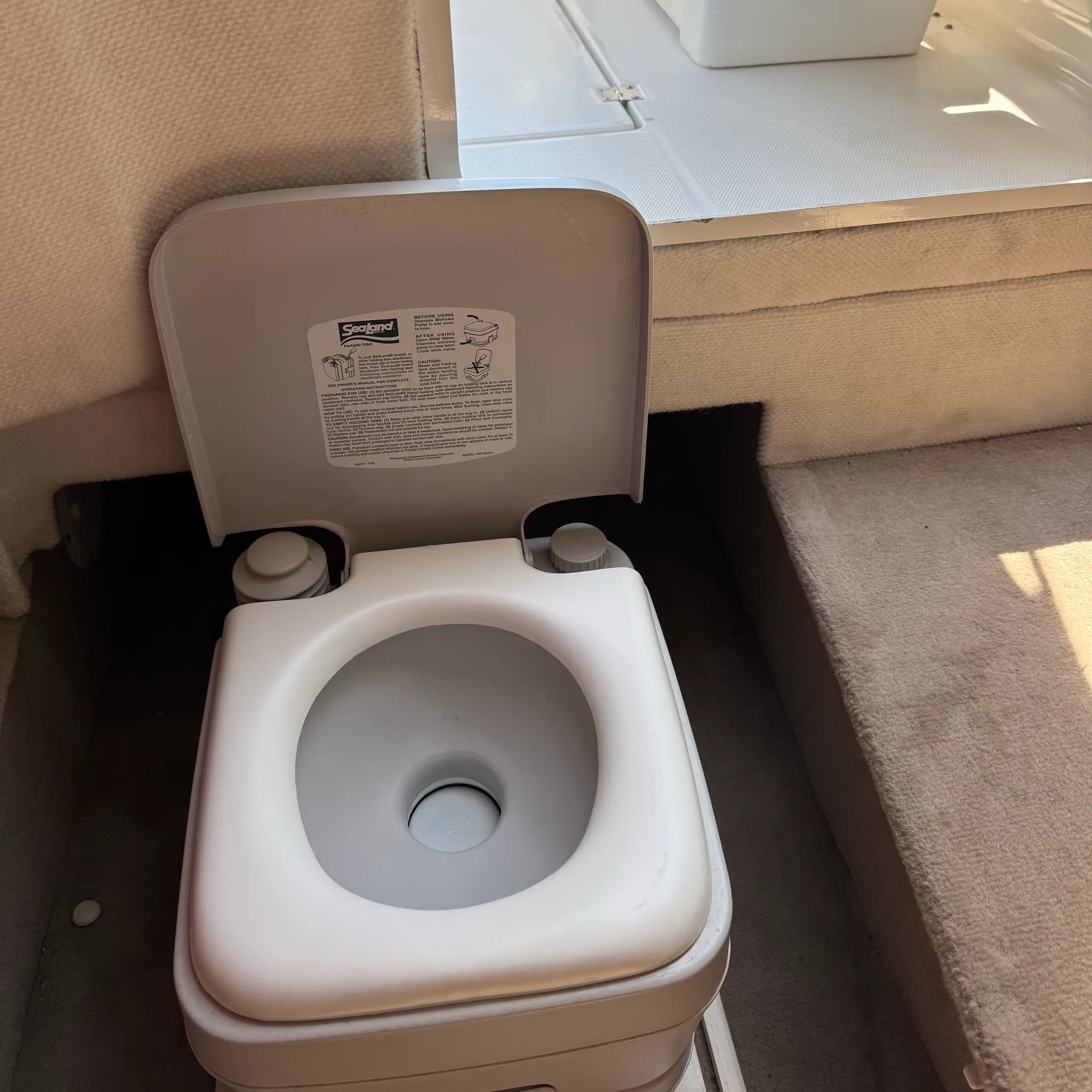 Chaparral Boats 215 SSi in Jersey City, NJ — photo 4