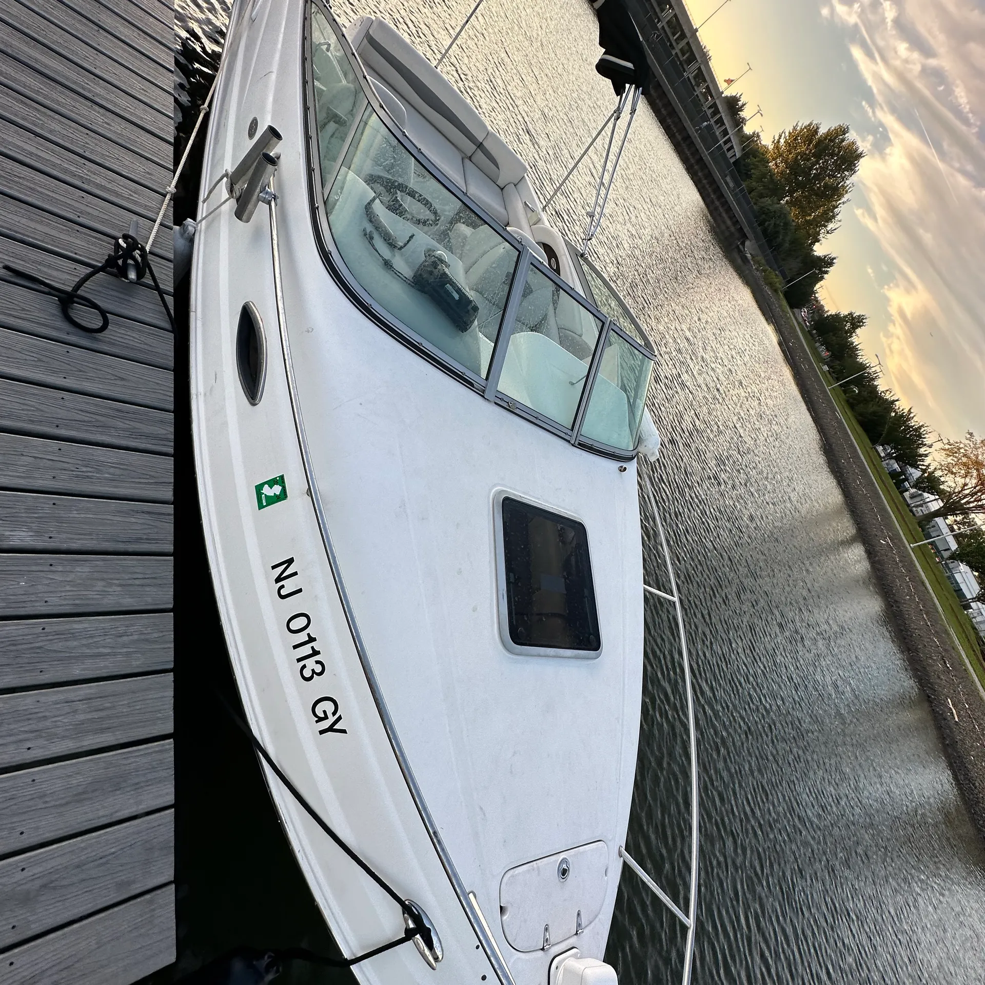 Chaparral Boats 215 SSi in Jersey City, NJ — photo 7