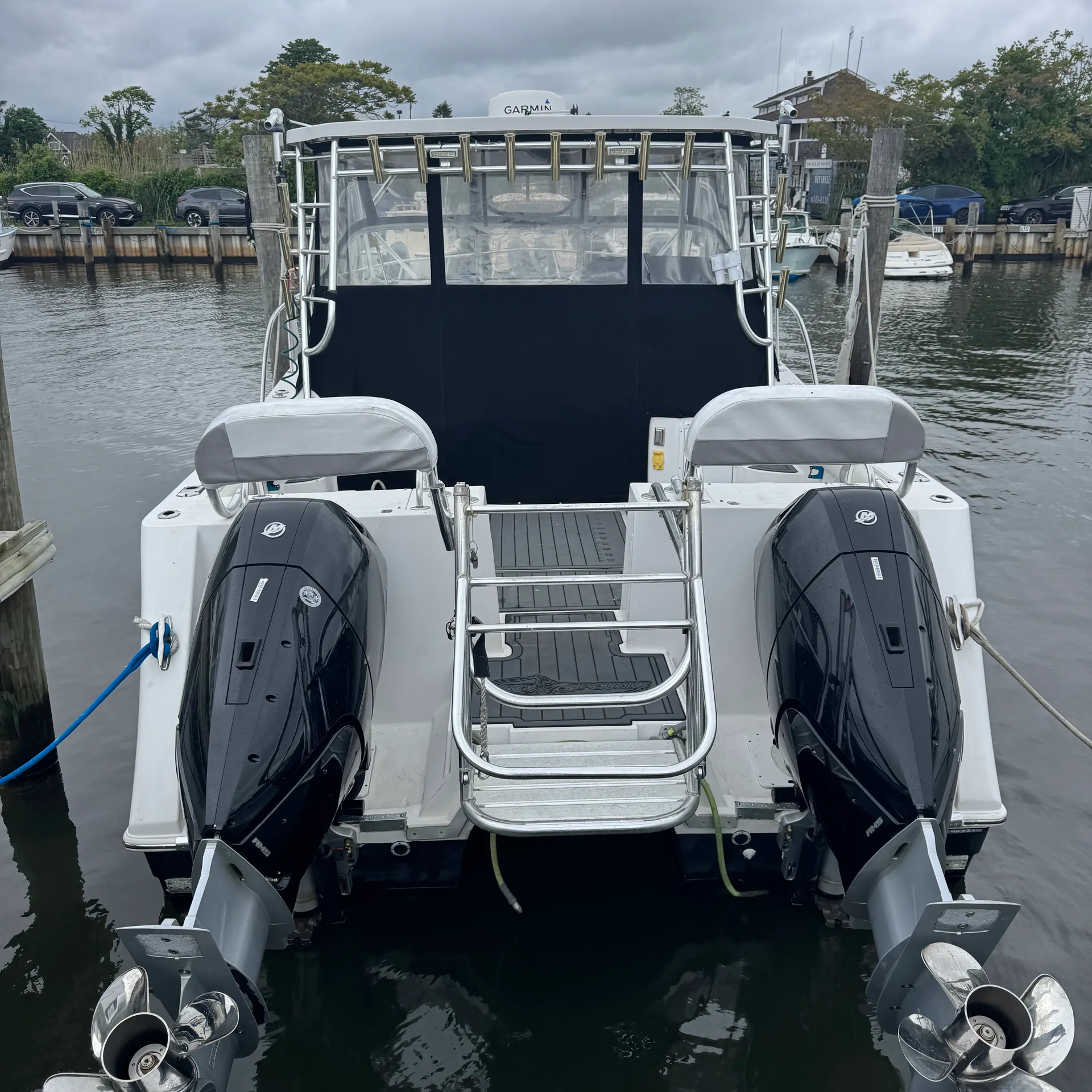 36 ft ProKat inshore & offshore fishing charters
