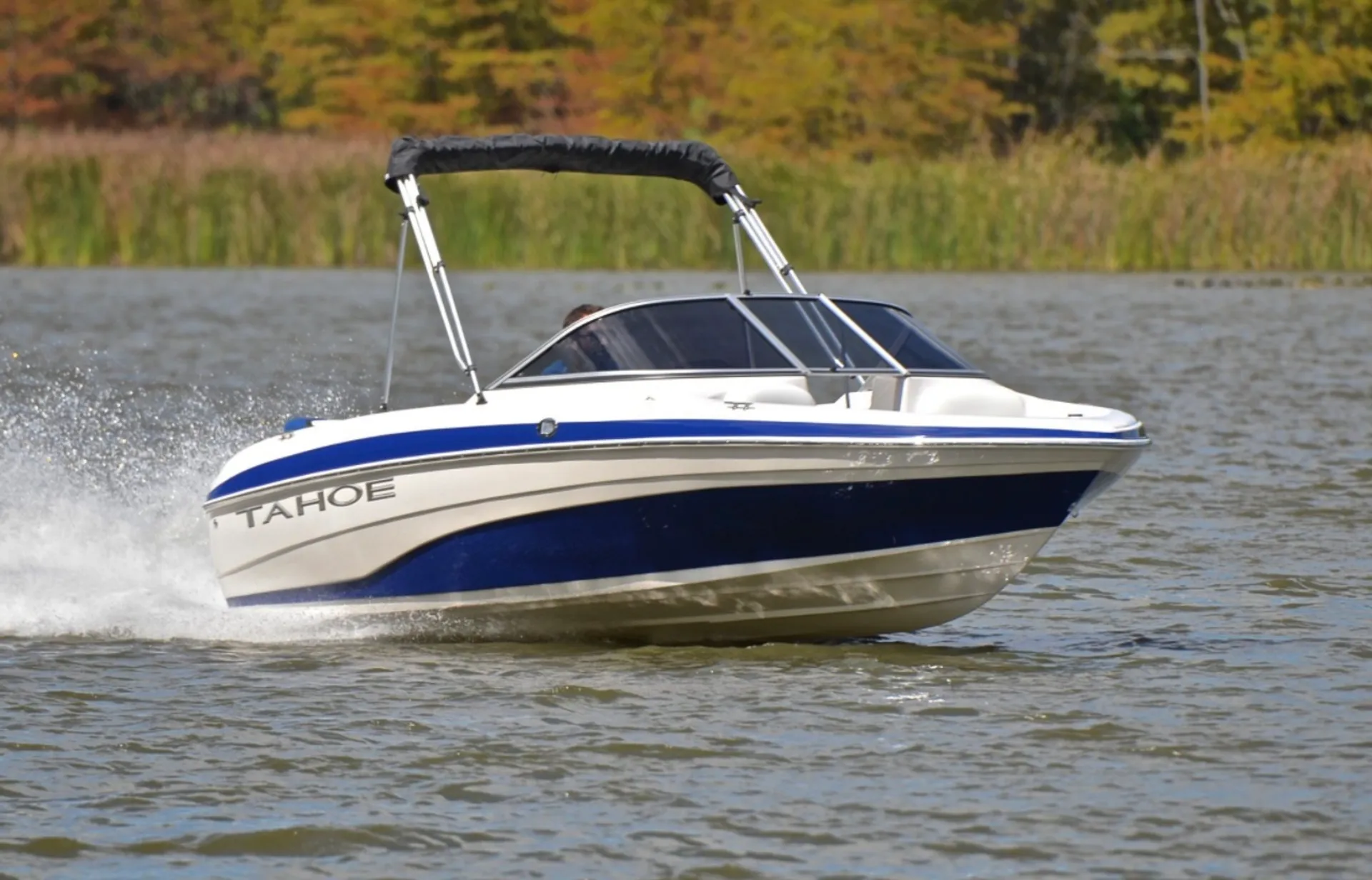 TAHOE BY TRACKER MARINE Q4 SS  in Russellville, AR — photo 3