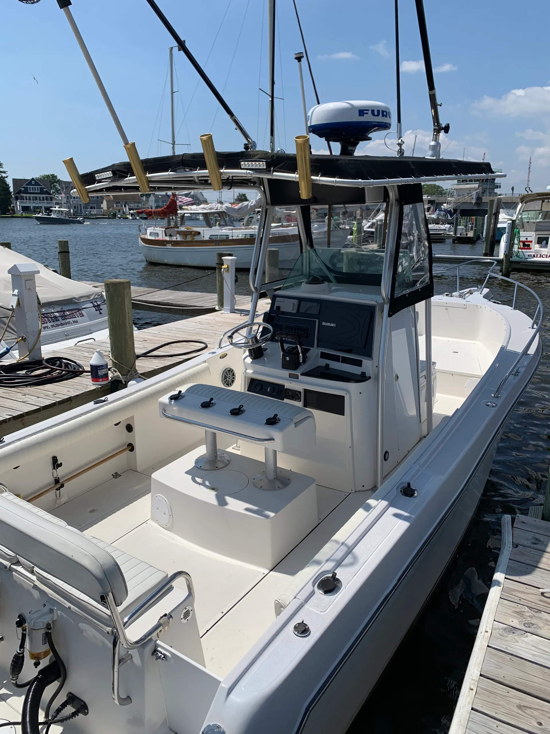 Coastal Adventures aboard the 2420 Robalo CC KindaMine