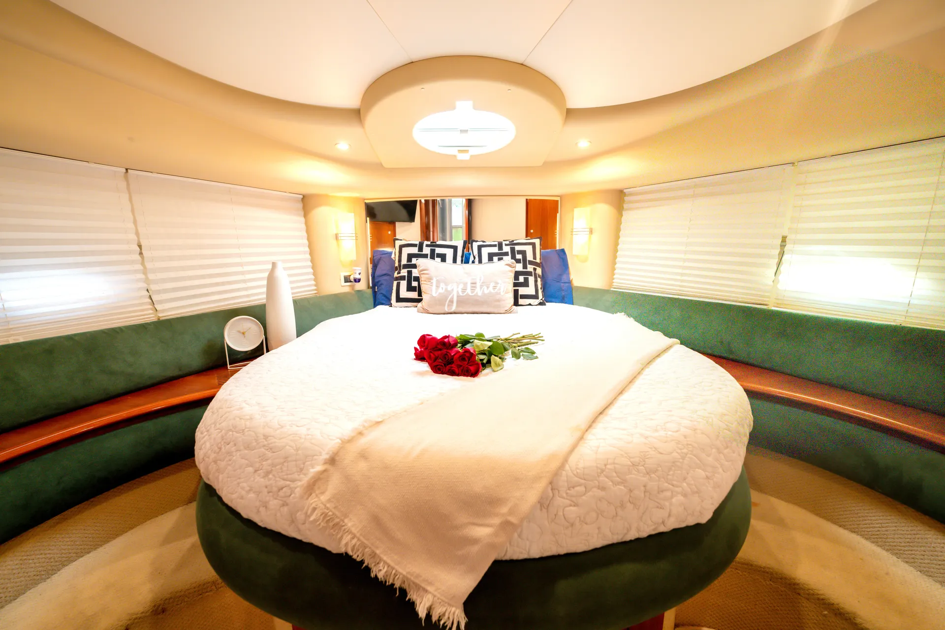 Awesome 45' Azimut Doubledeck