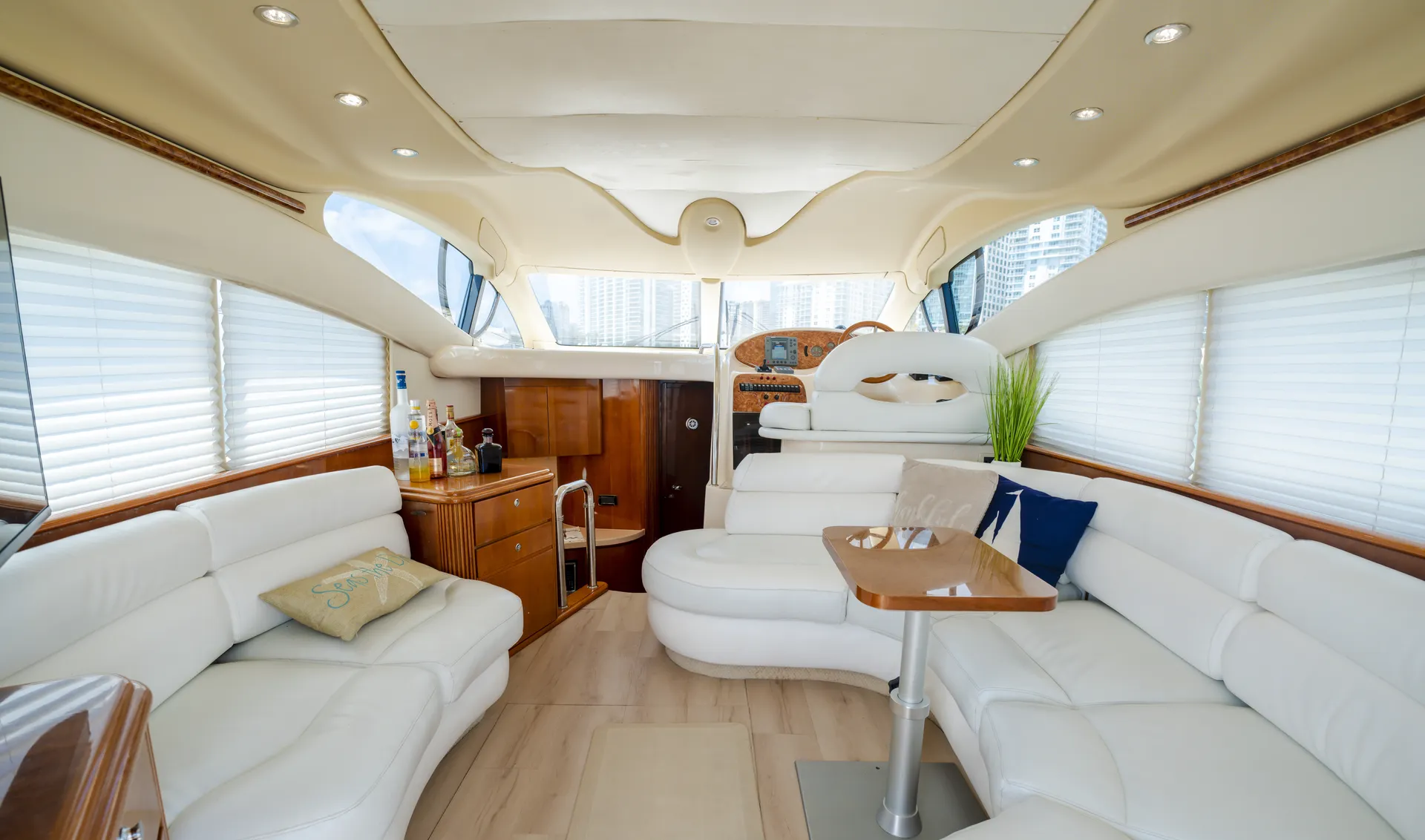 Awesome 45' Azimut Doubledeck