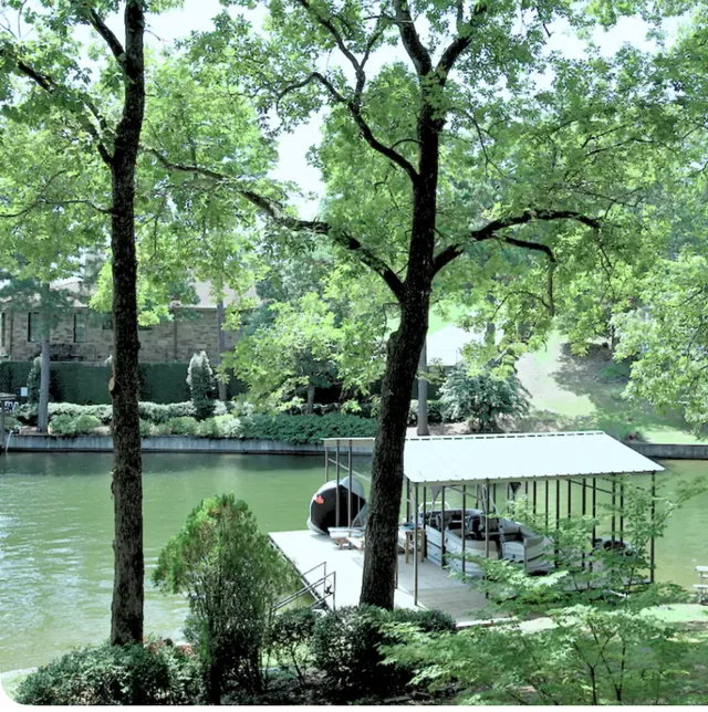 Rent a PREMIER MARINE pontoon in Hot Springs, AR near me