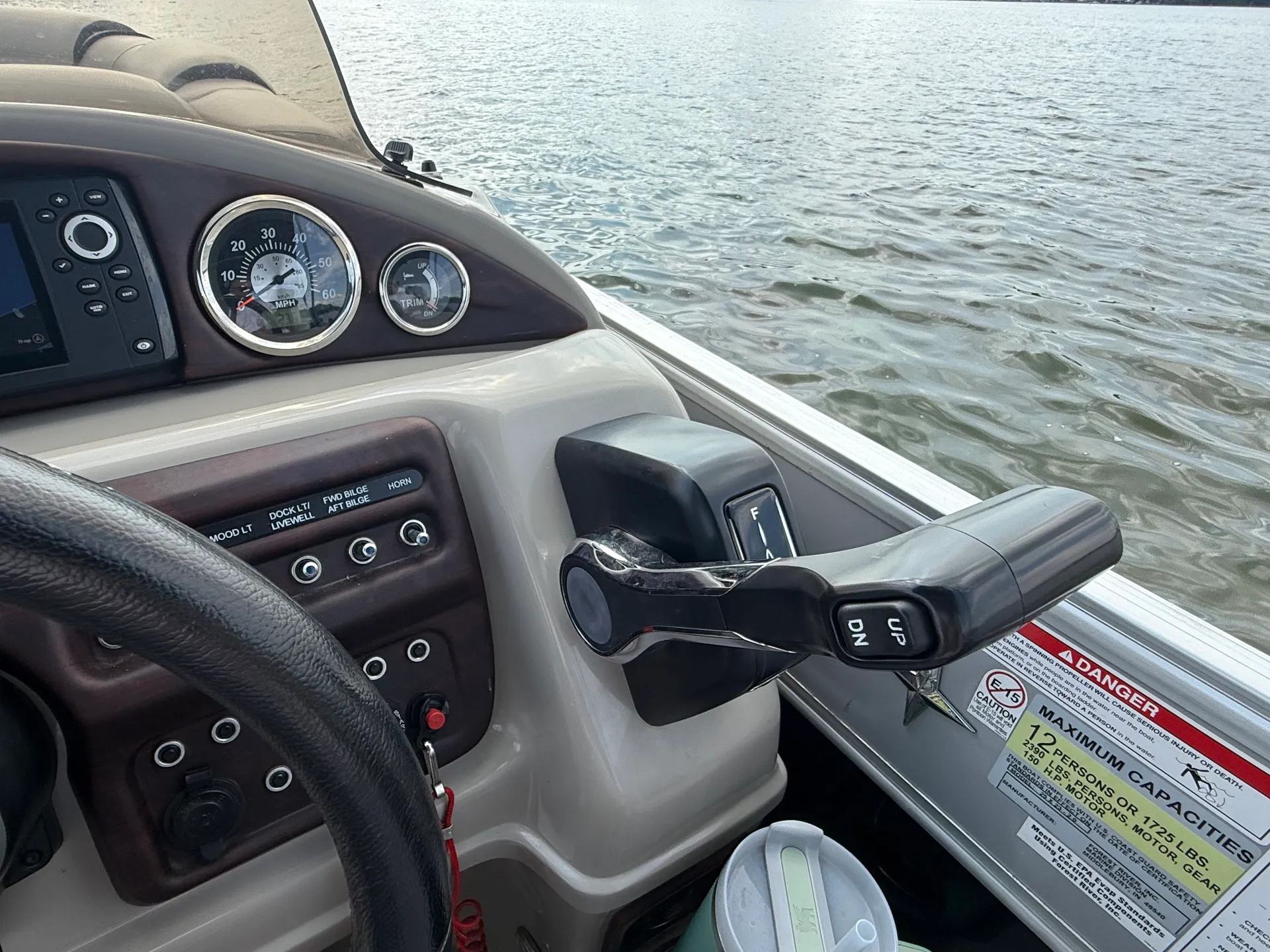 Prior Lake - 23’ Berkshire Party Pontoon, with bar and changing room!
