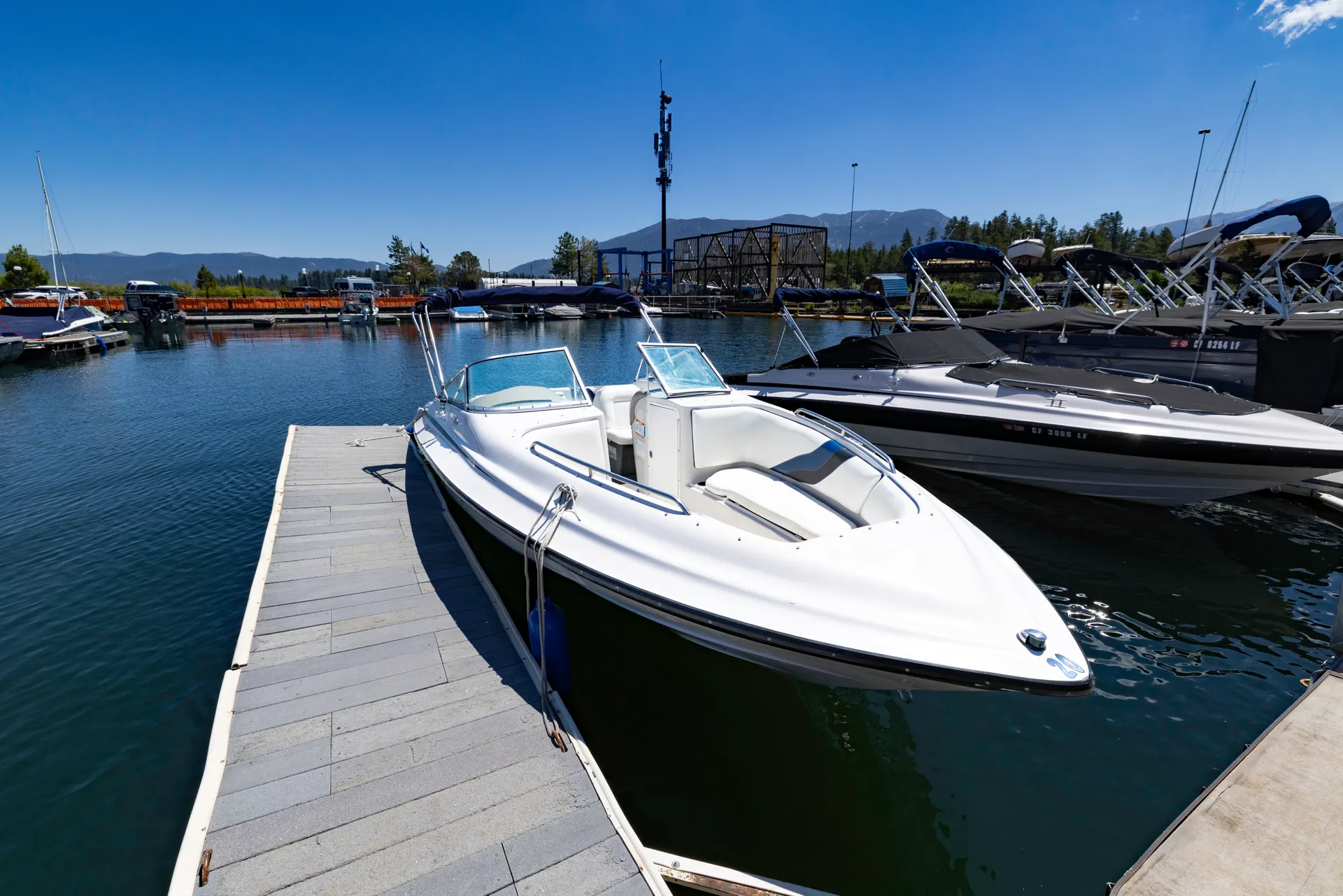 Reinell 220 in South Lake Tahoe, CA — photo 6