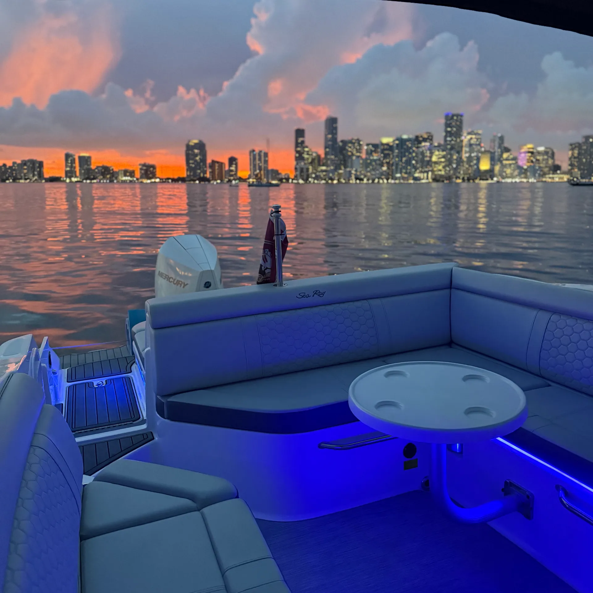 LUXURY MIAMI BOAT EXPERIENCE 🌴 -
🎉FREE HOUR ❗️NO HIDDEN FEES ❗️