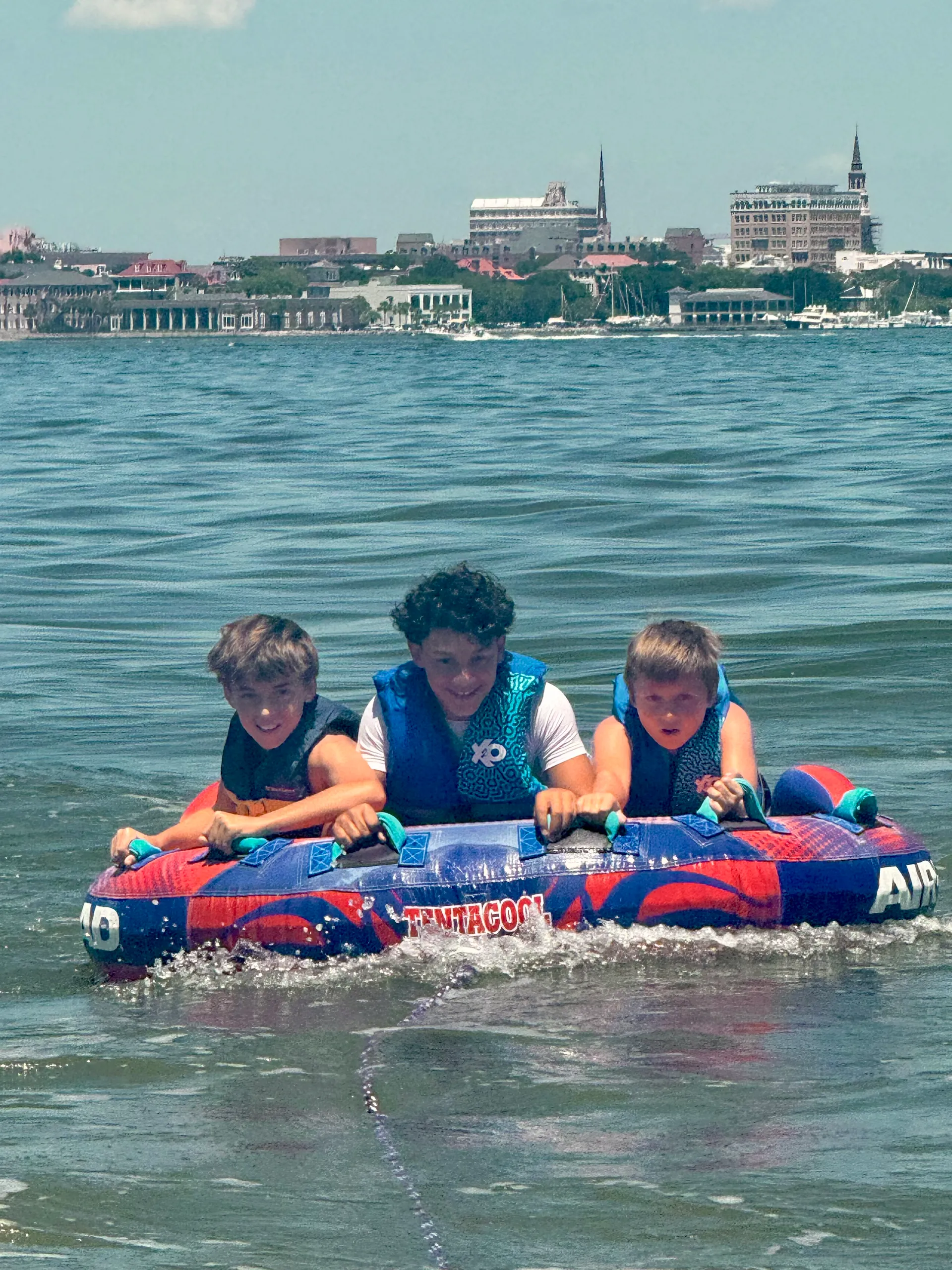 Brand New Beautiful Tritoon, for Partying, Tubing, fishing or relaxing