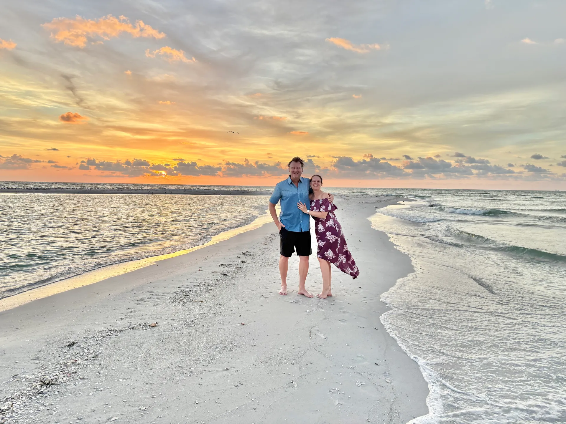 BOOK TODAY &amp; Cruise the Gulf in comfort,Gorgeous, comfy Sea Ray/200hp!