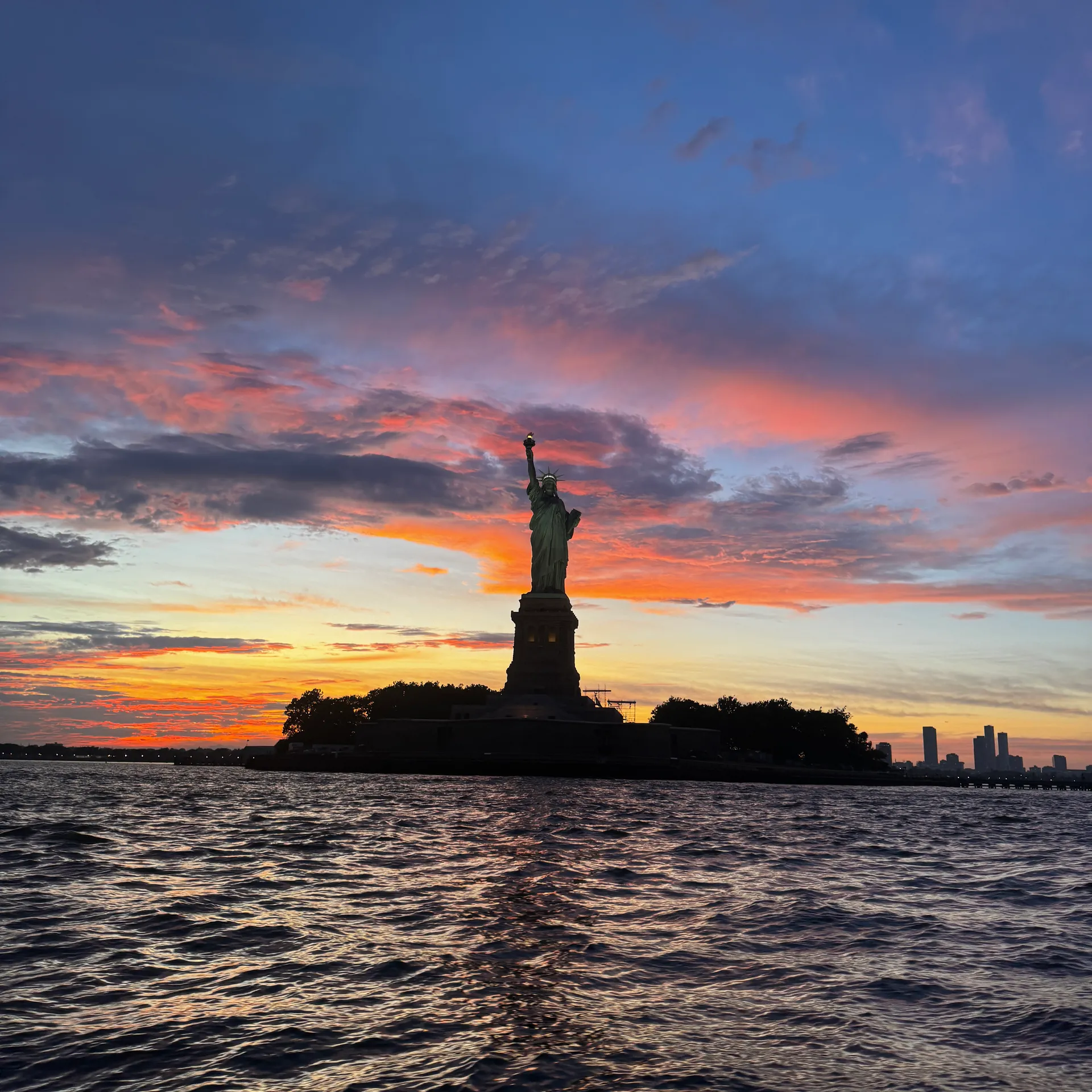 2024 Beautiful brand new Hurricane SS205OB fun in the sun 