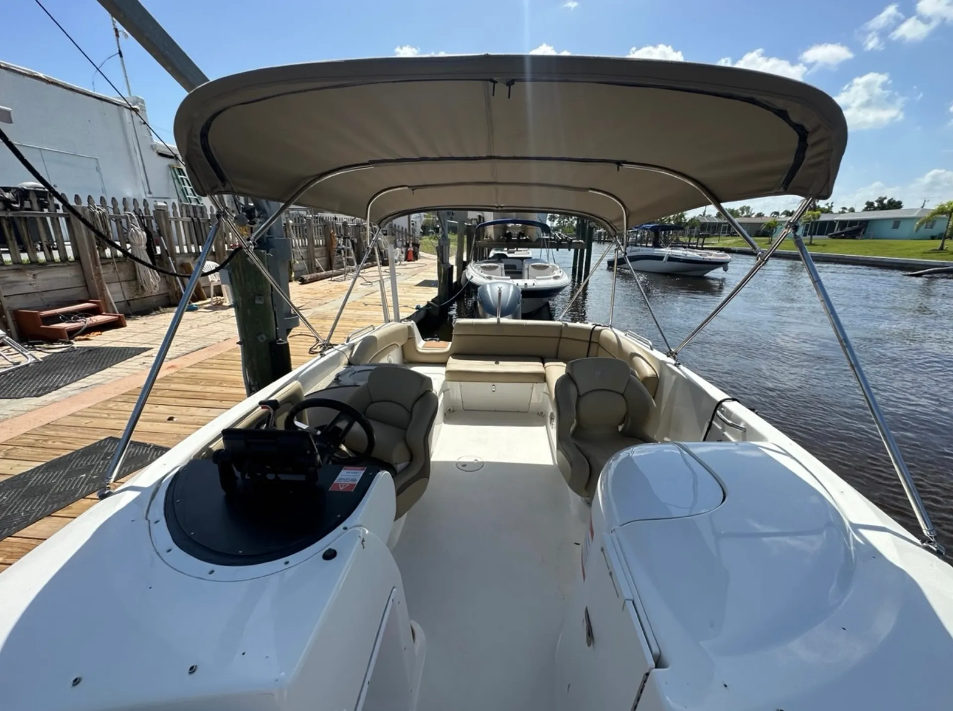 NAUTICSTAR BOATS 243 DC W/F300XCA in Cape Coral, FL — photo 2