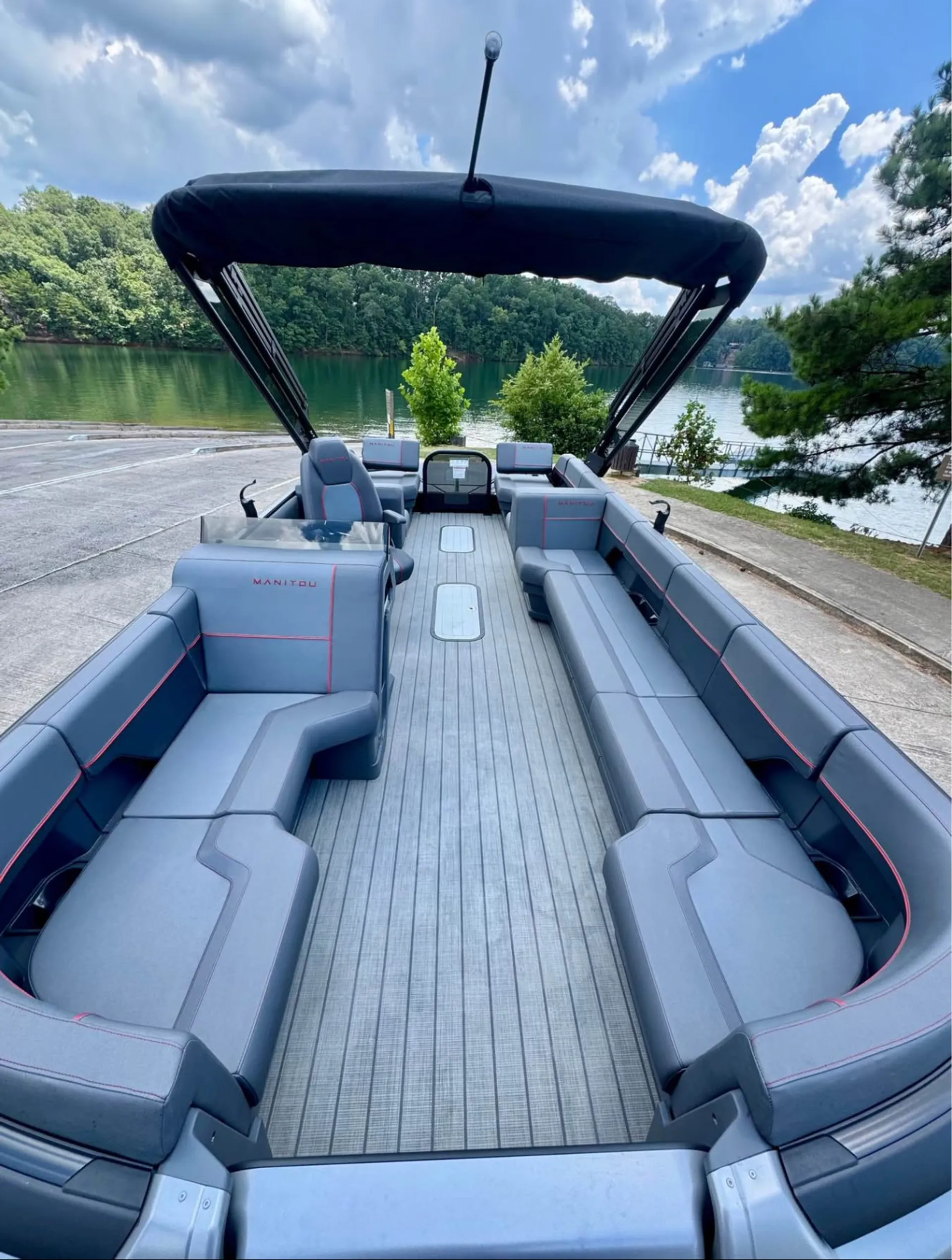 MANITOU PONTOON 24 EXPLORE MAX SWITCHBACK in Acworth, GA — photo 3