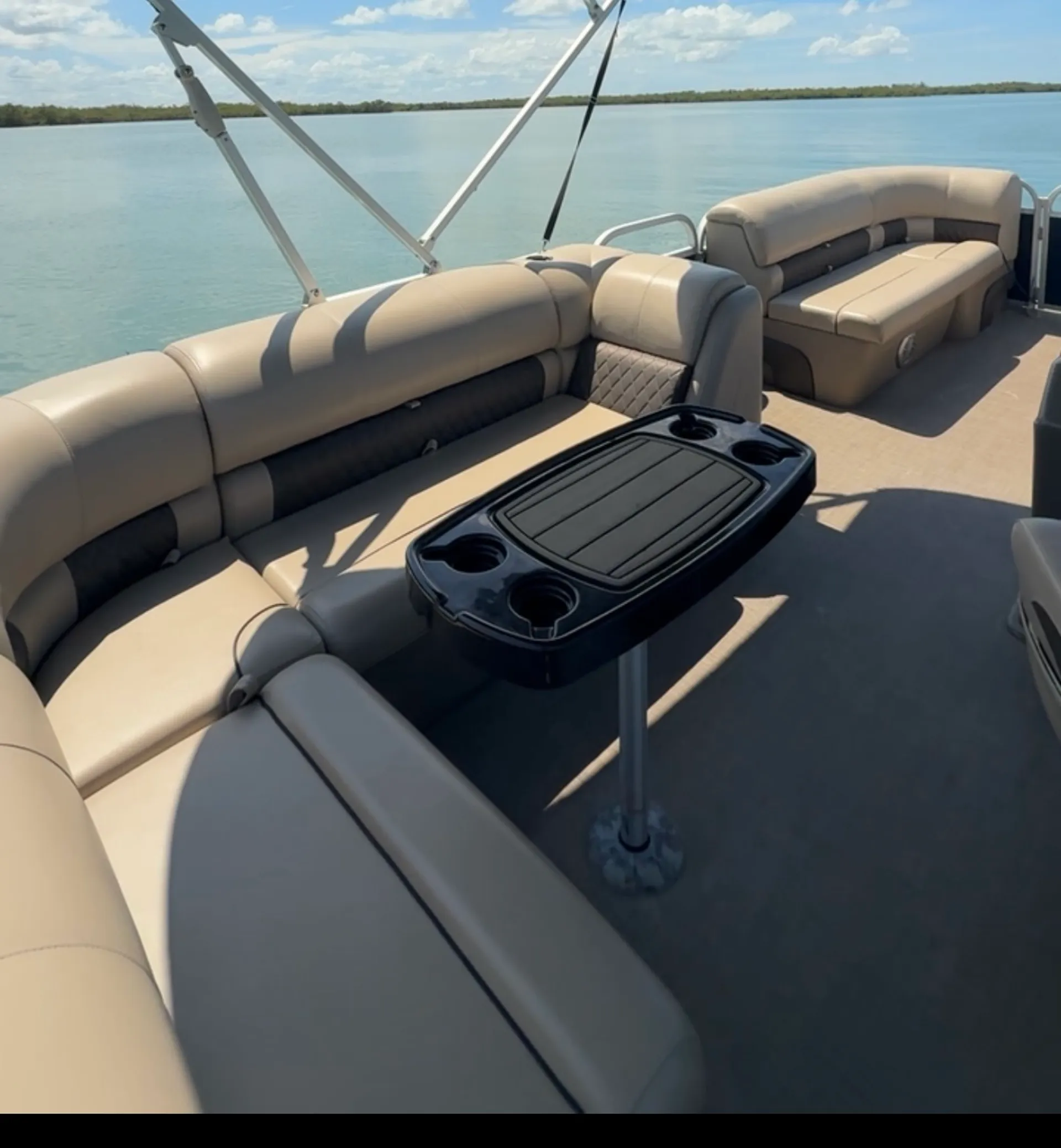 Naples Boat Rental – 21ft 10 passenger Pontoon | Keeywaydin Island