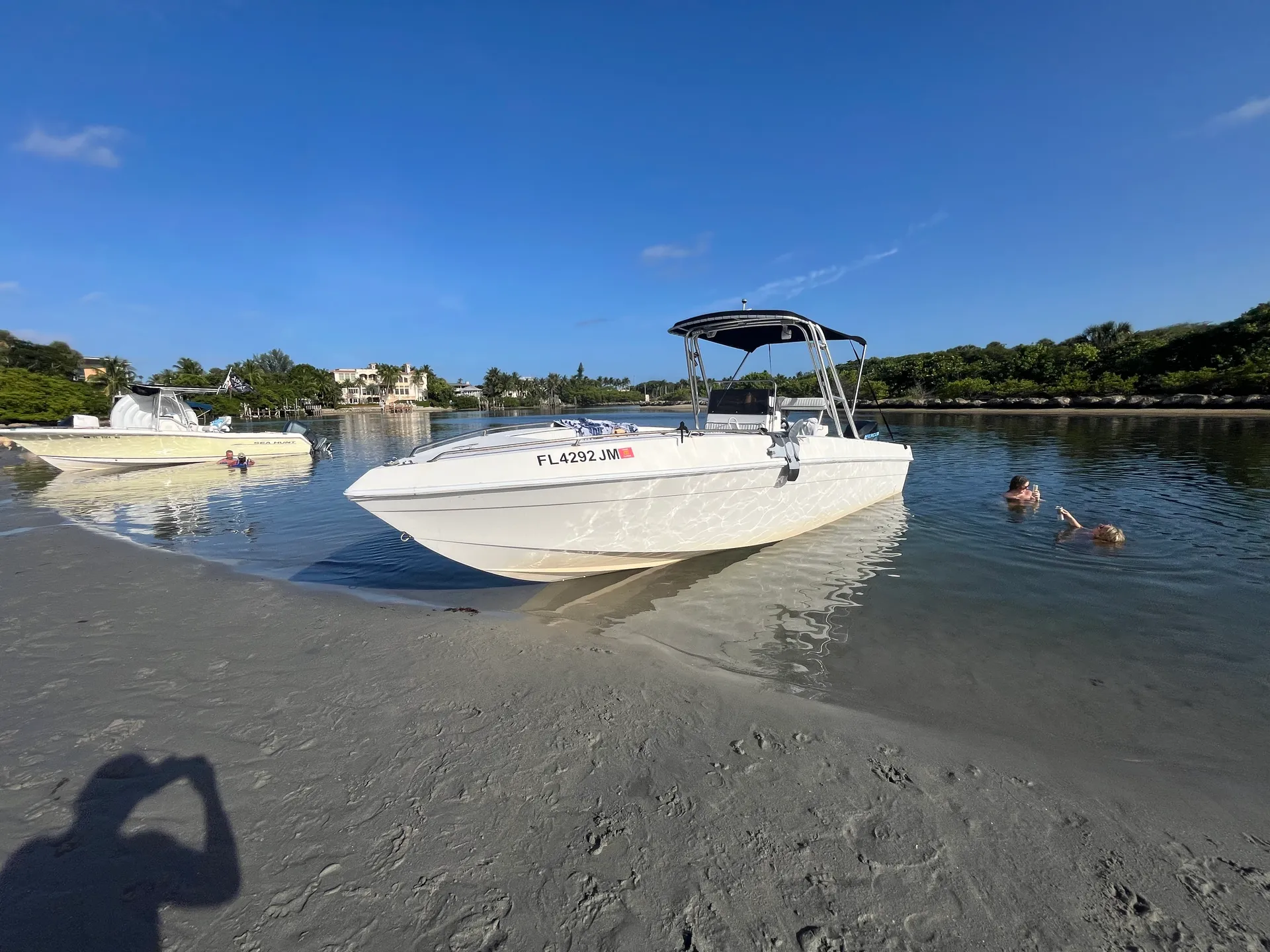 26' Paramount Center Console - Cruise or Fish!
