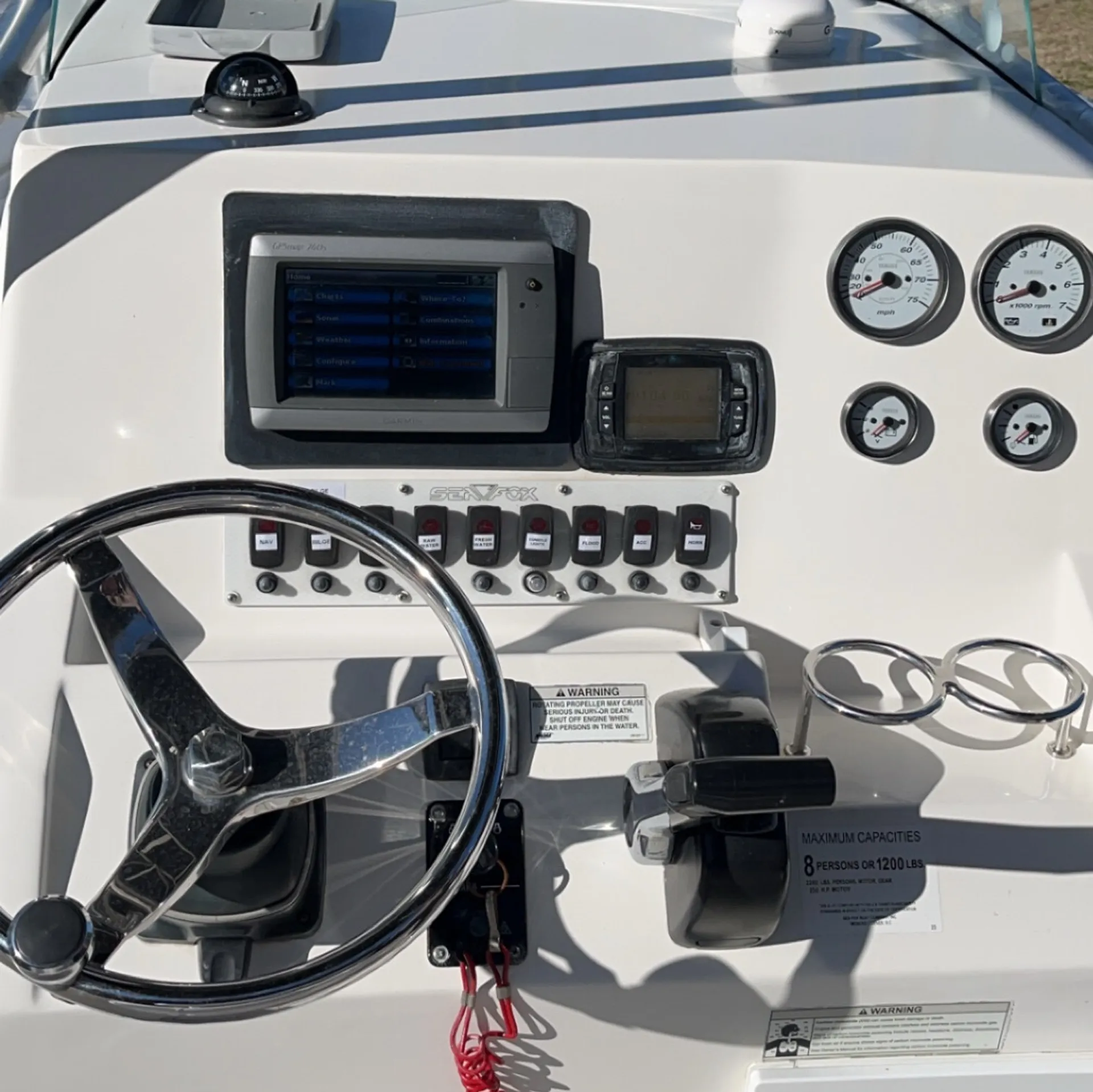 Sea Fox commander 226 center console