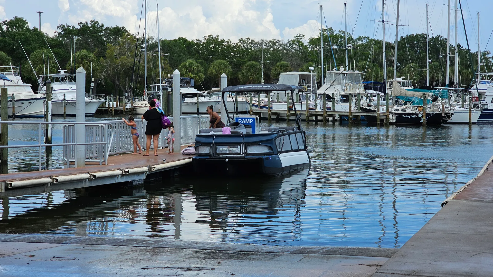 SEA-DOO SWITCH CRUISE 21 in Gulfport, FL — photo 7
