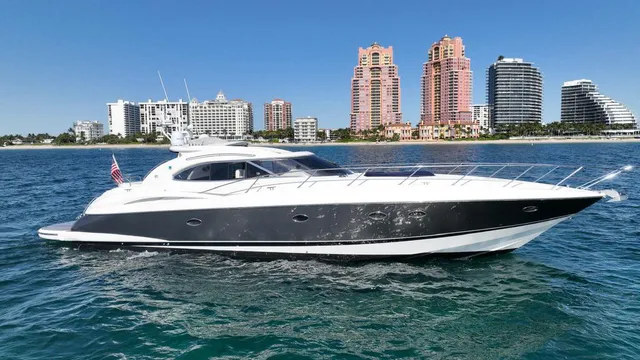 Rent a Sunseeker motor yacht in Destin, FL near me