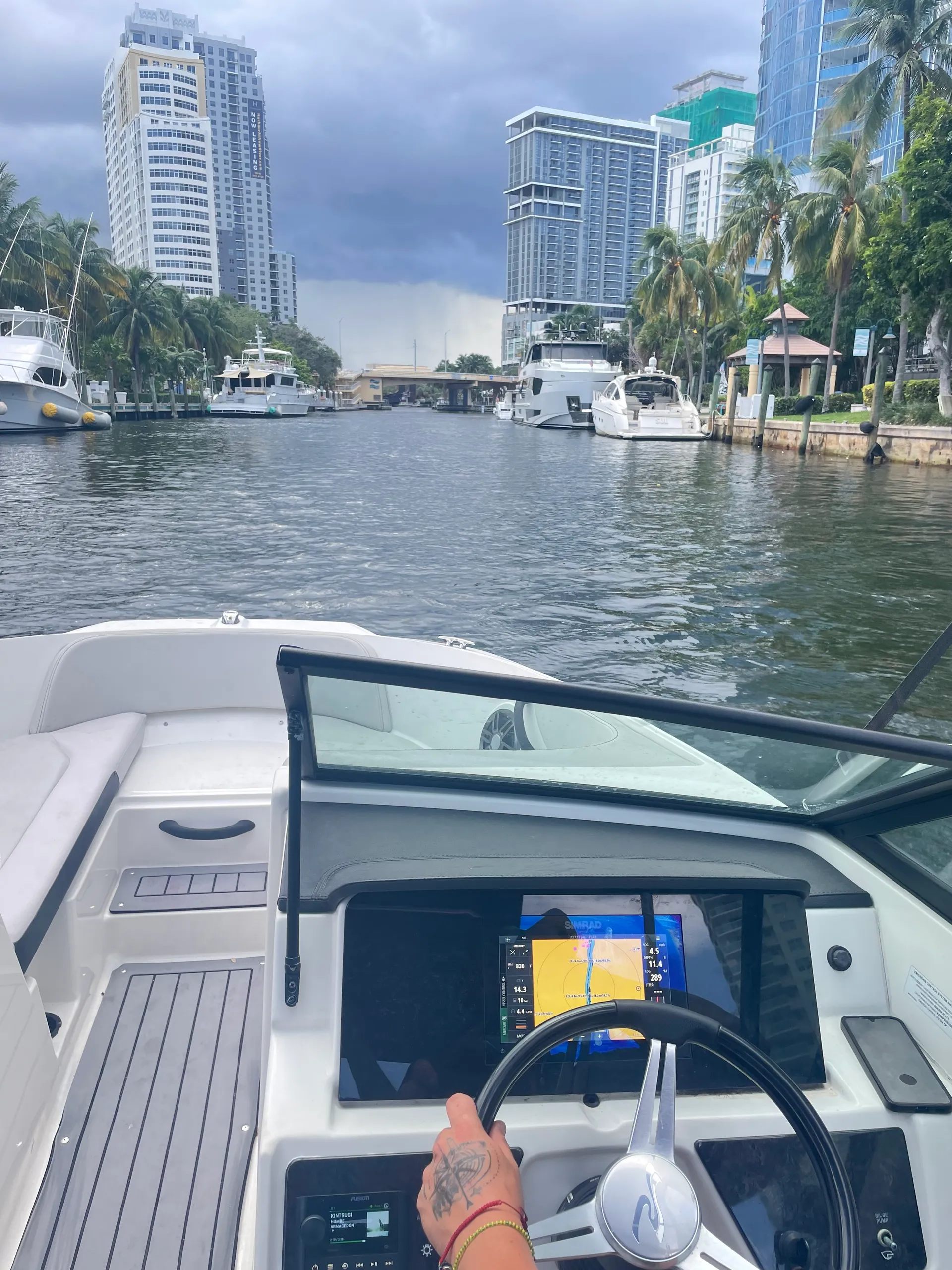 SEA RAY BOATS 190 SPX OB in Fort Lauderdale, FL — photo 9