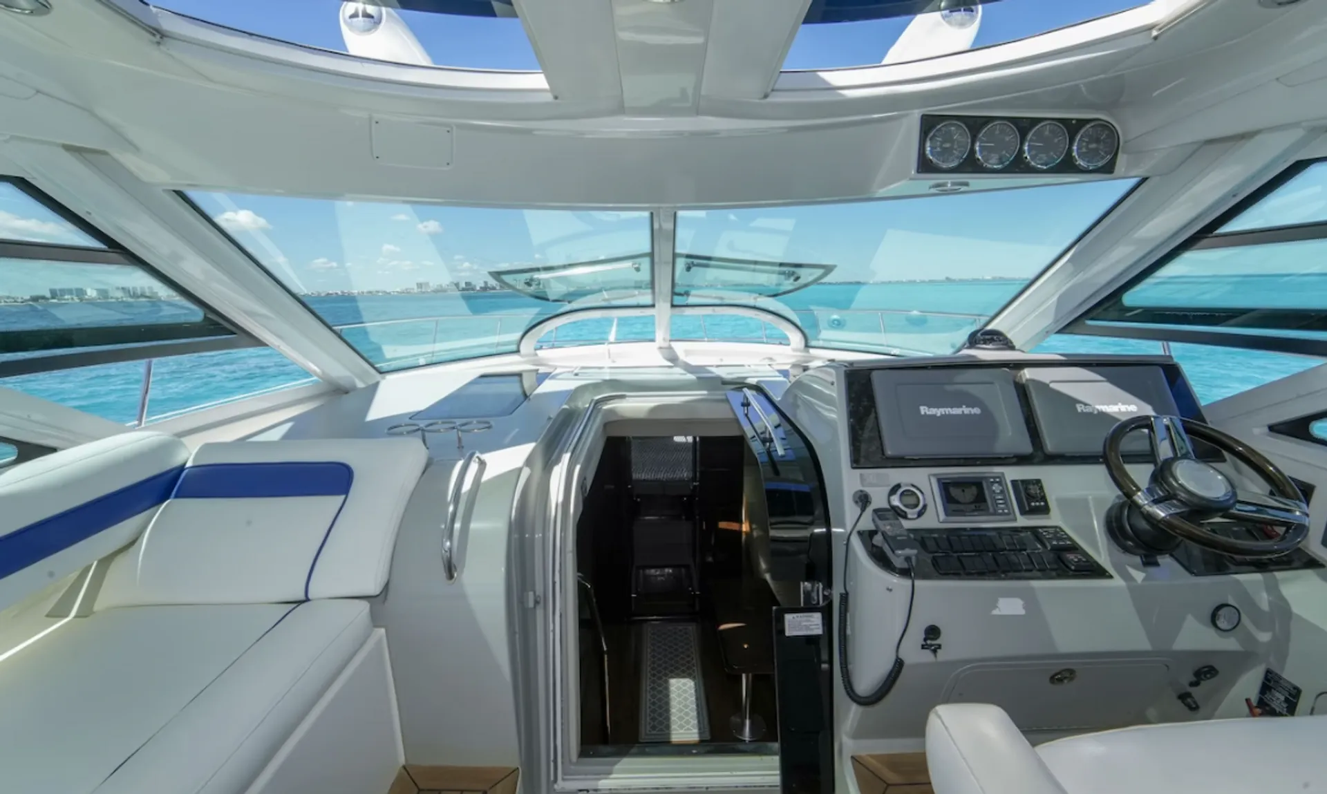 $700 hr | 14 ppl | Luxury Yacht