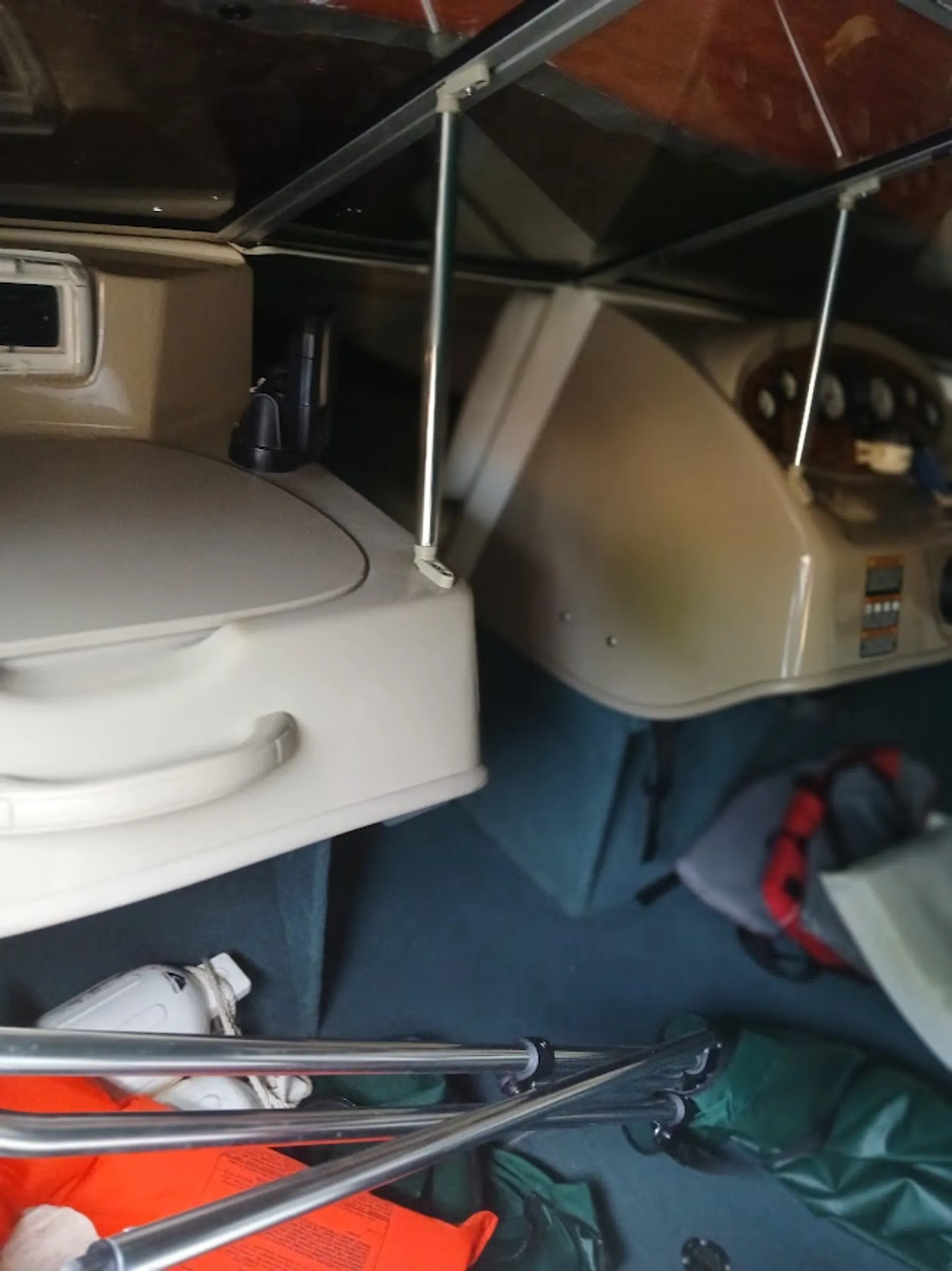 BAYLINER 2150 LX CAPRI BR  in Huntsville, AL — photo 5