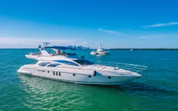 Luxury Azimut 62' Yacht boat photo
