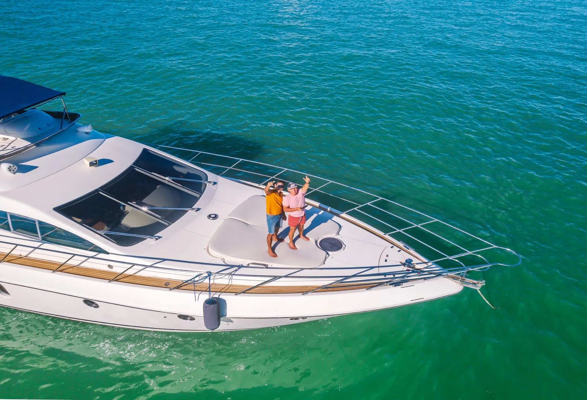 Luxury Azimut 62' Yacht