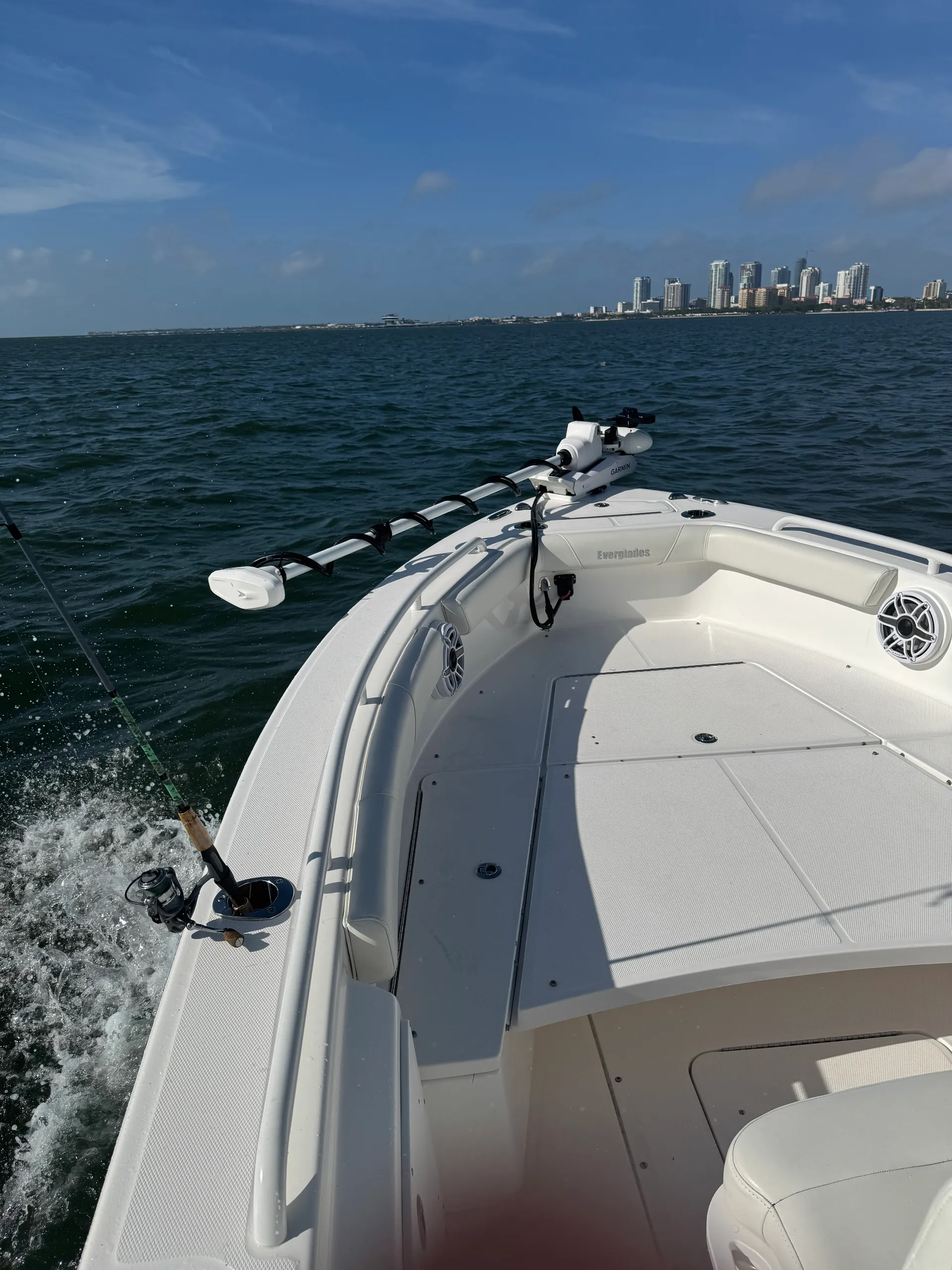 Luxury Fishing & Sandbar Adventures aboard the Everglades w Captain