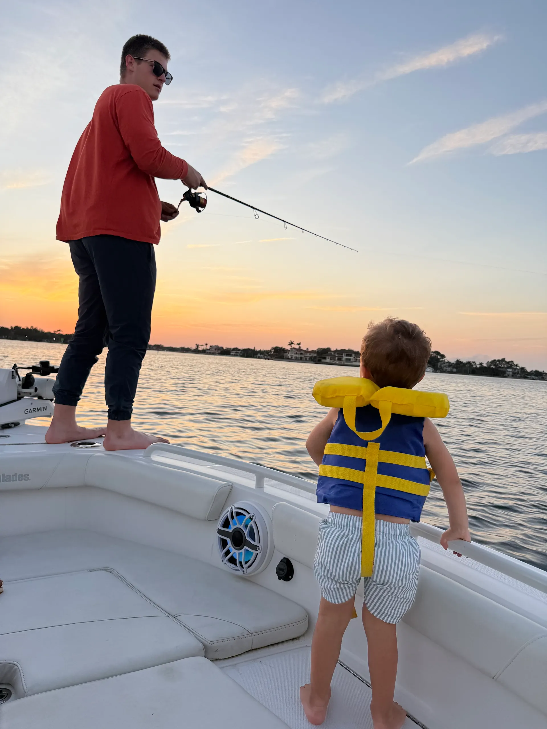 Luxury Fishing & Sandbar Adventures aboard the Everglades w Captain