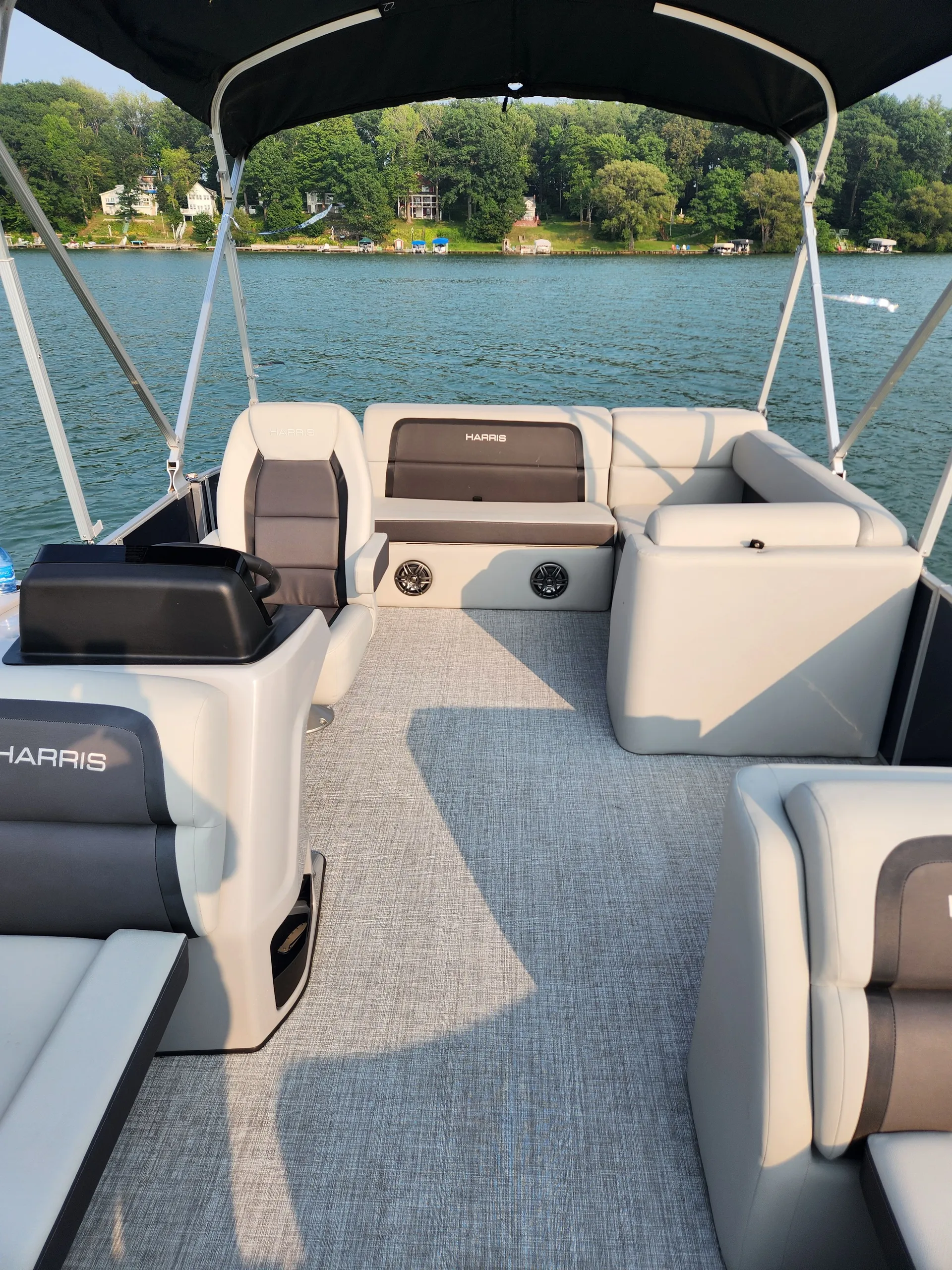 Easy Cruising on Silver Lake – 21ft Harris Pontoon