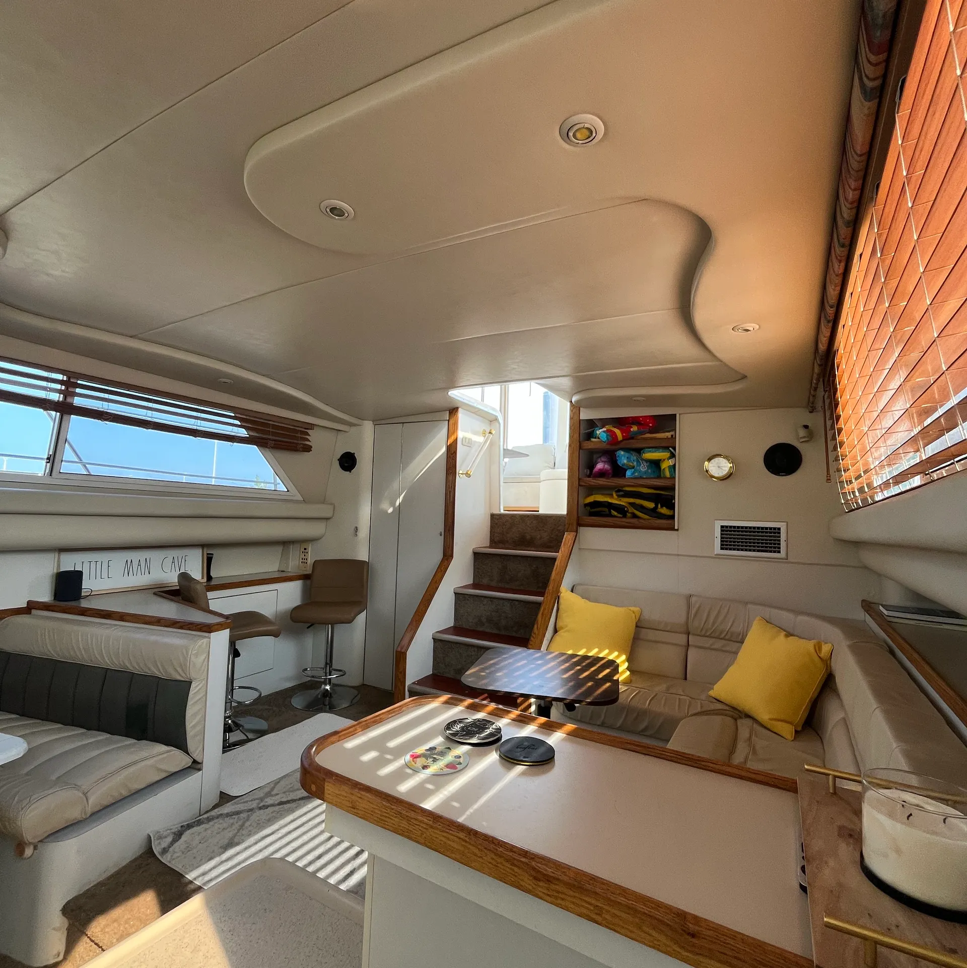 Luxury 37’ Cruisers Yacht – Spacious, Stylish & Perfect for Groups