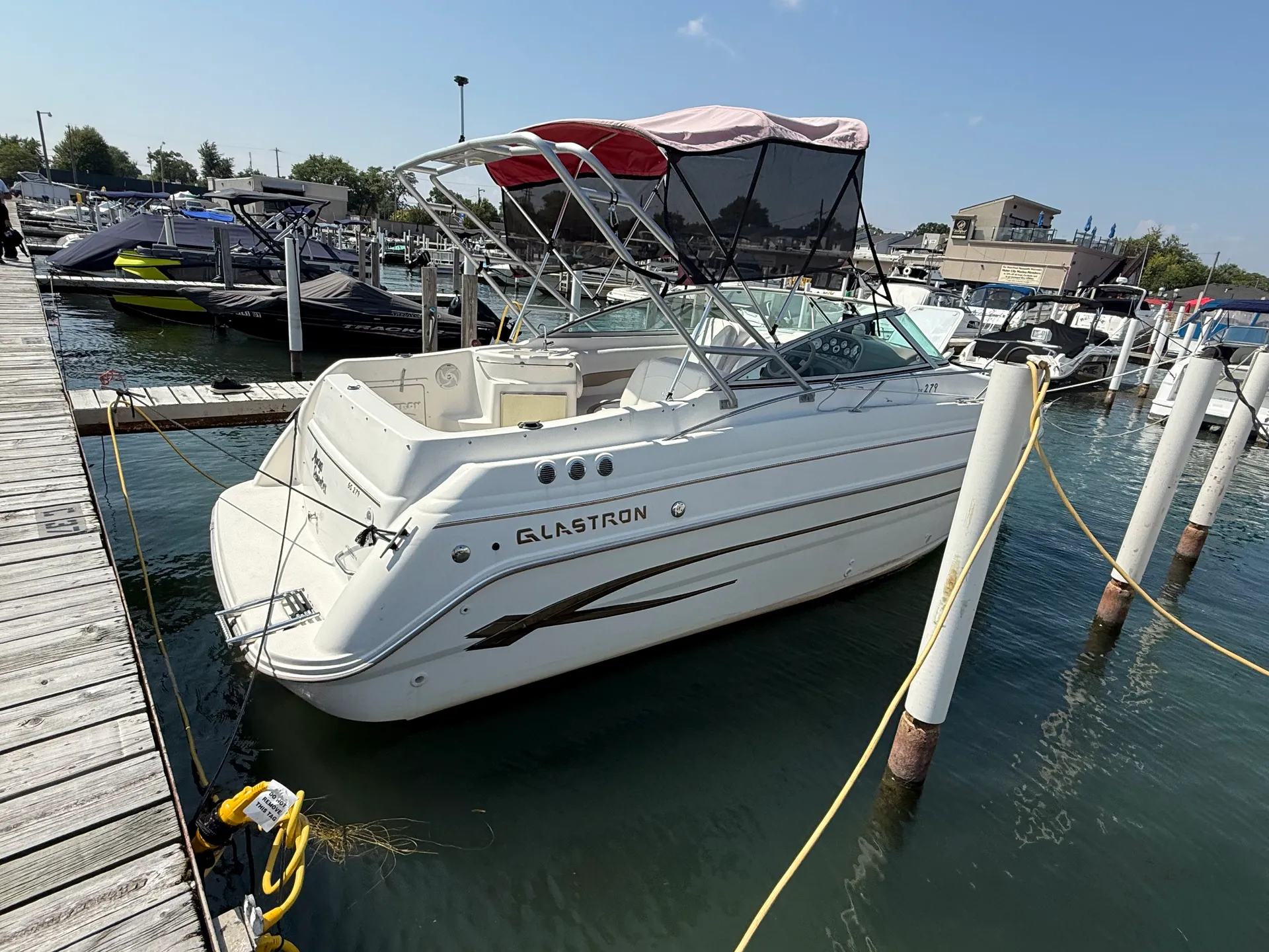 Sea Luxury for 4, for 6! Located on the Detroit River!