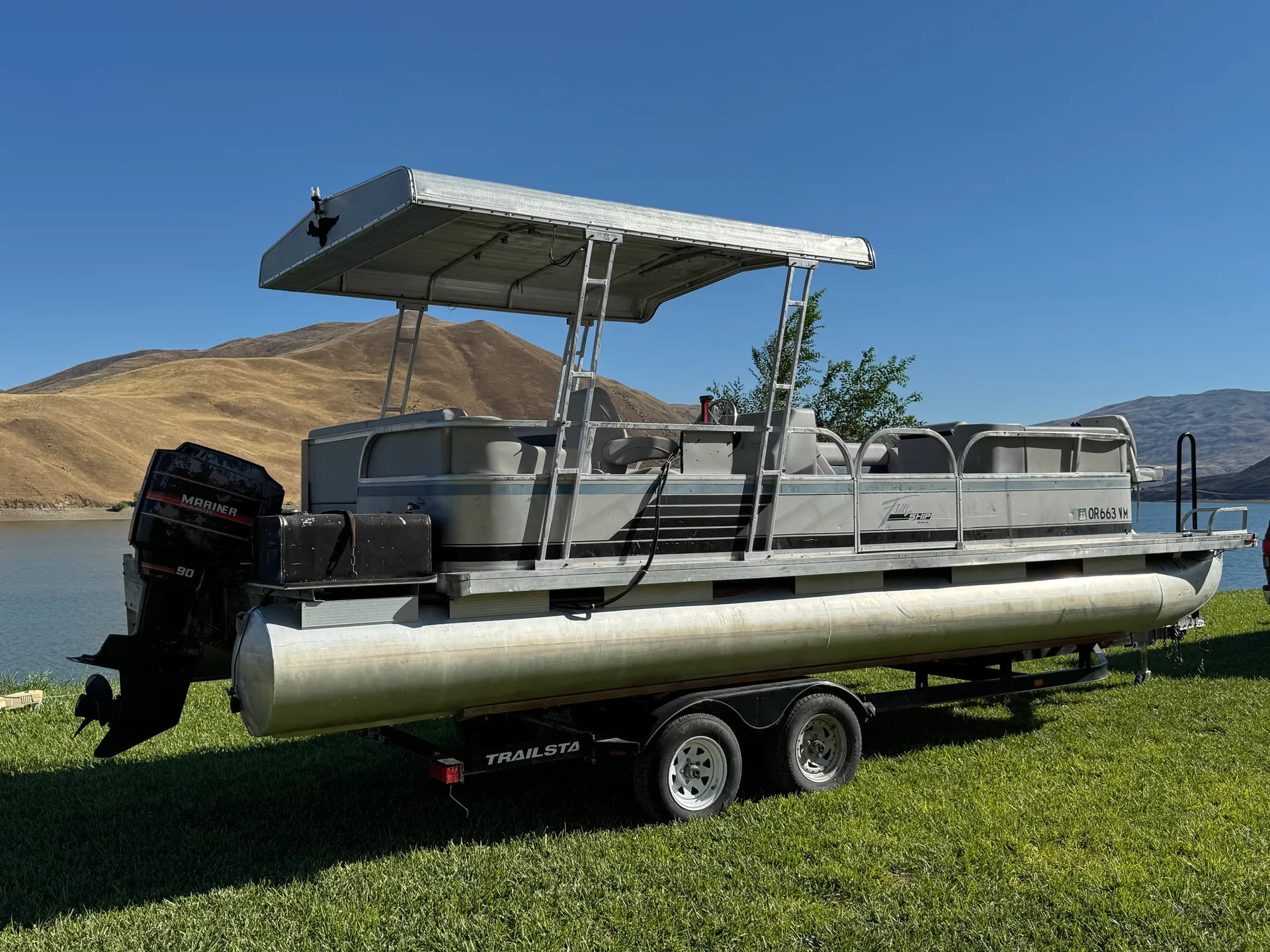 Grumman Boats Funship 24 in Huntington, OR — photo 7