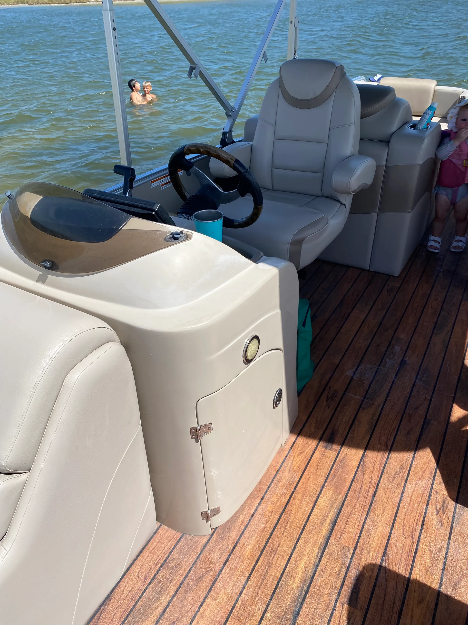 23FT Avalon Pontoon Boat - Located at private dock in Corpus!