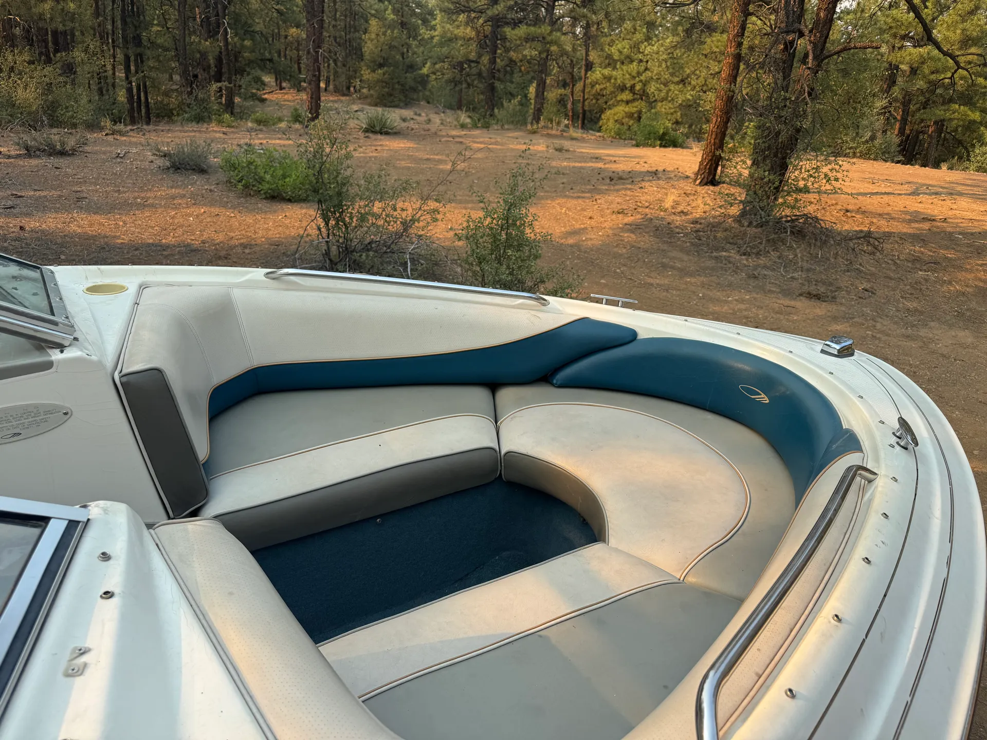 21’ Maxum 5.7L Wakeboard boat with toys