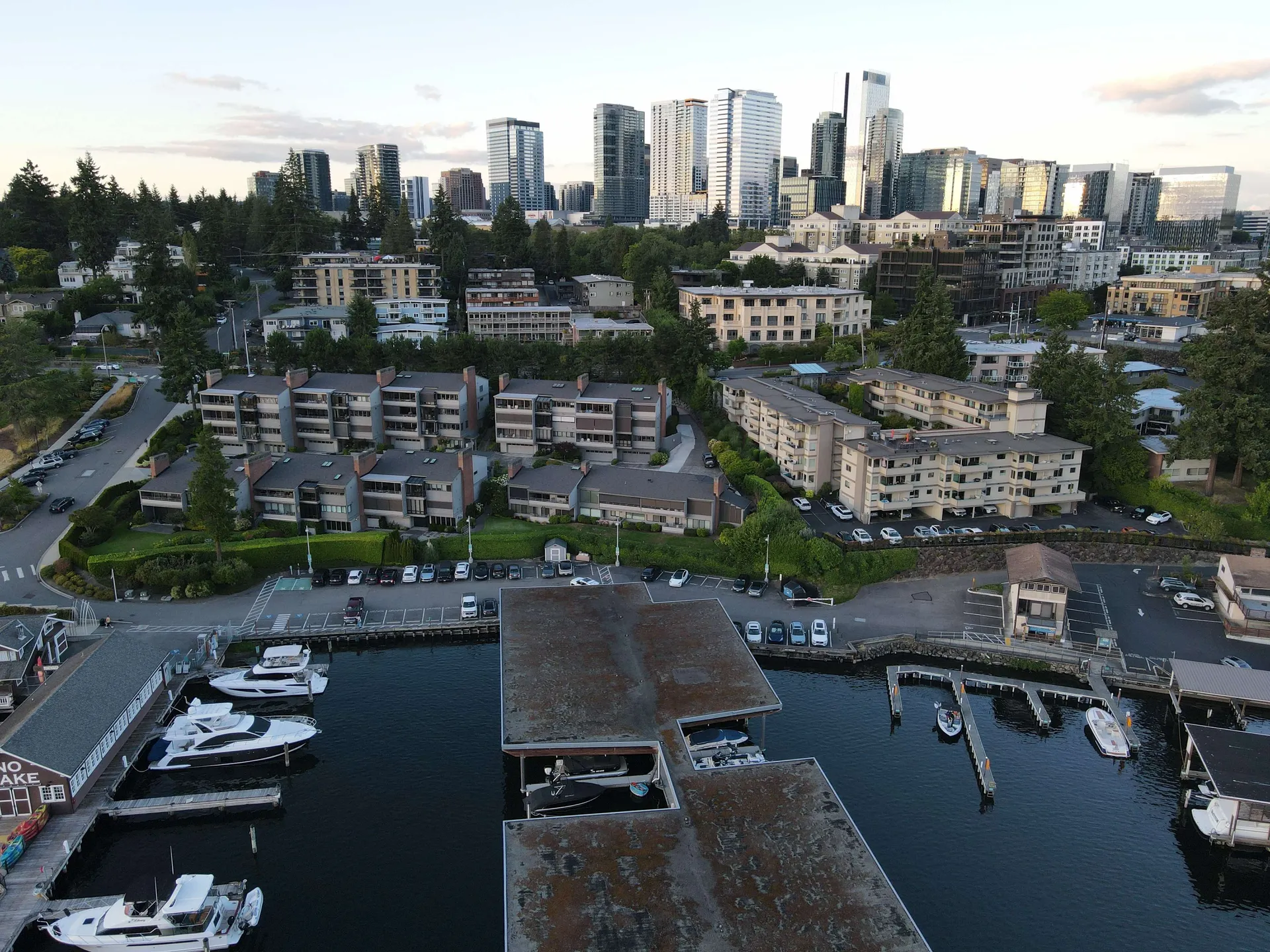 🚤 WakeSurf • Malibu 23 LSV •  Gas Incl. | No License Req