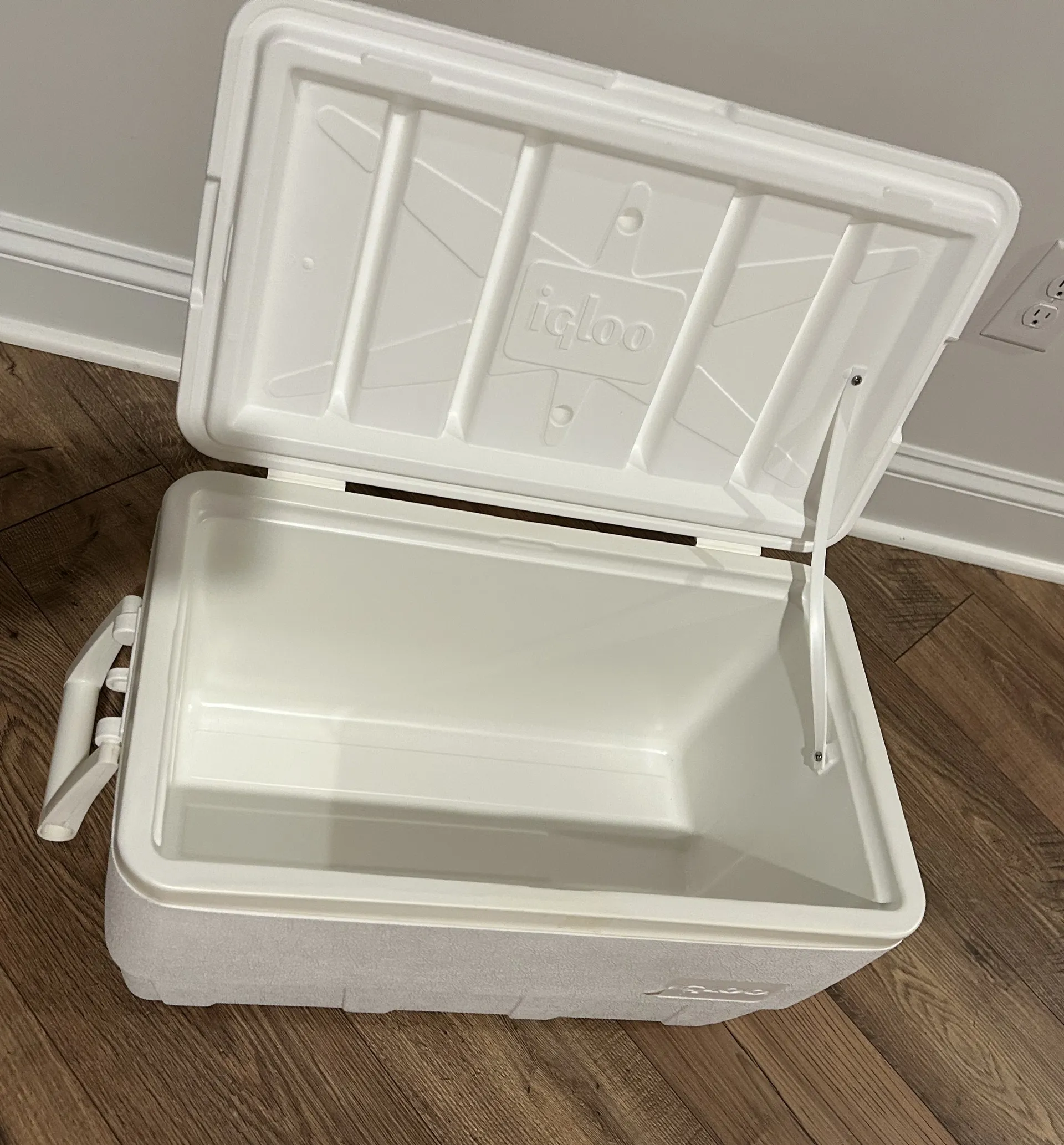 FOUR WINNS HD8 in Six Mile, SC — photo 9