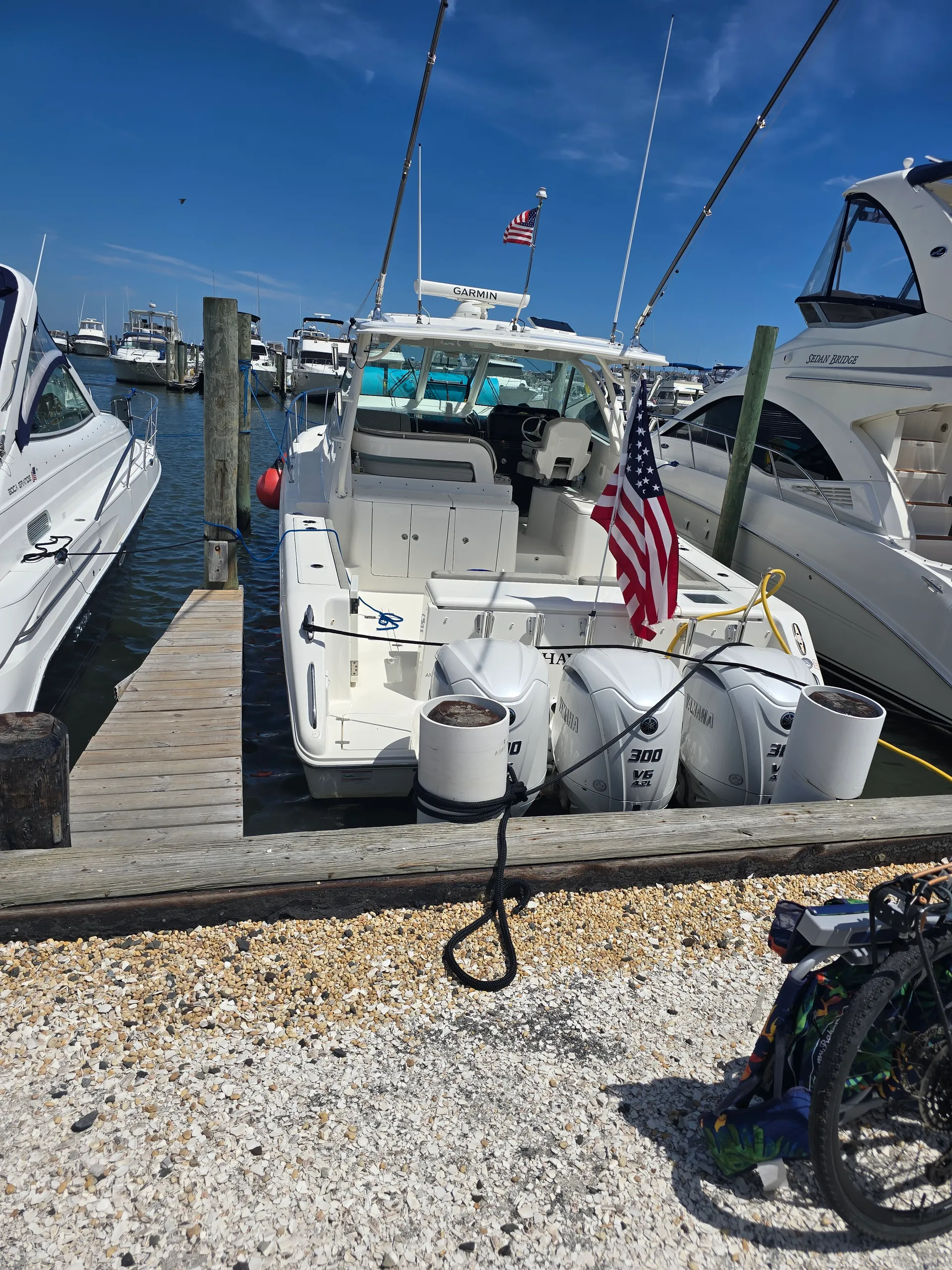 Inshore fishing yacht 
