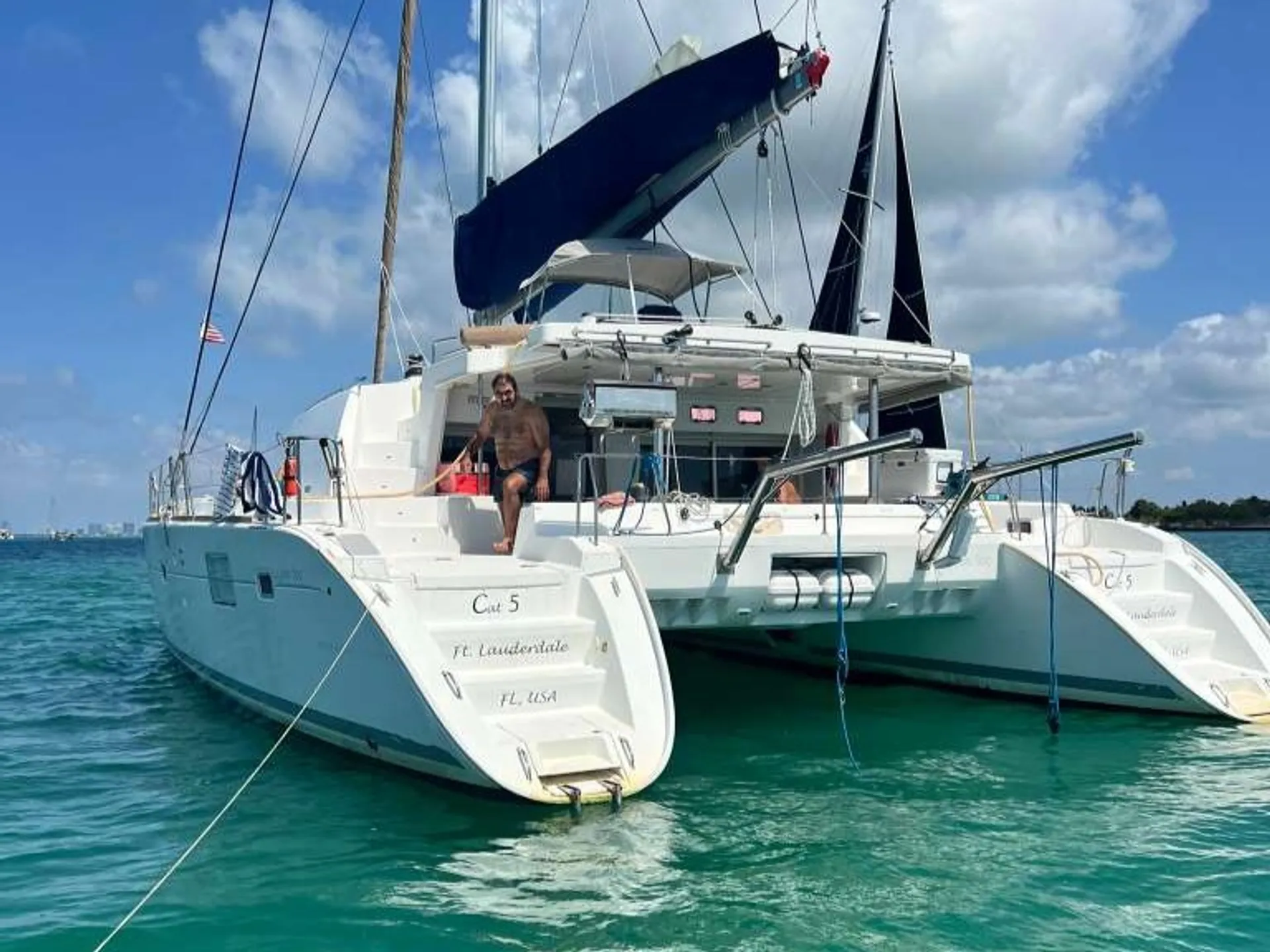 50' Catamaran – Fort Lauderdale’s Widest and Most comfortable Ride