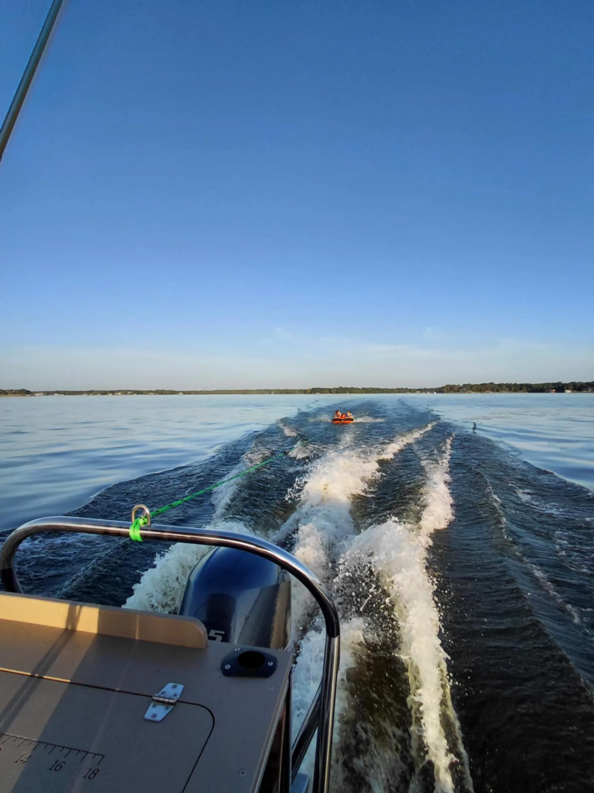 2022 Starcraft Pontoon Boat For Rent on Cedar Creek Reservoir, TX