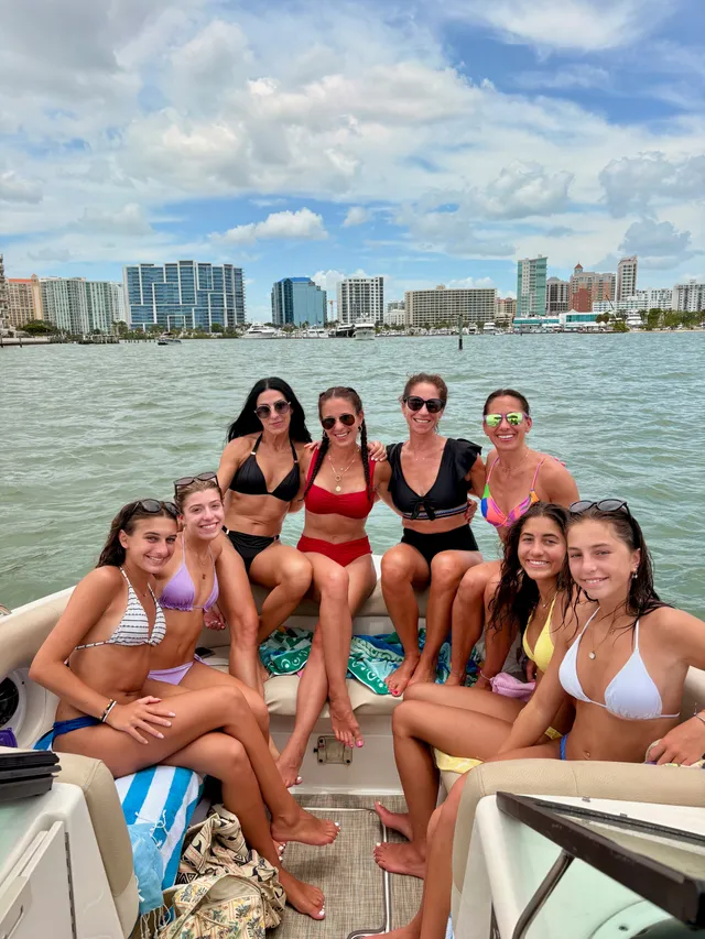 Rent a NAUTICSTAR BOATS deck boat in Sarasota, FL near me