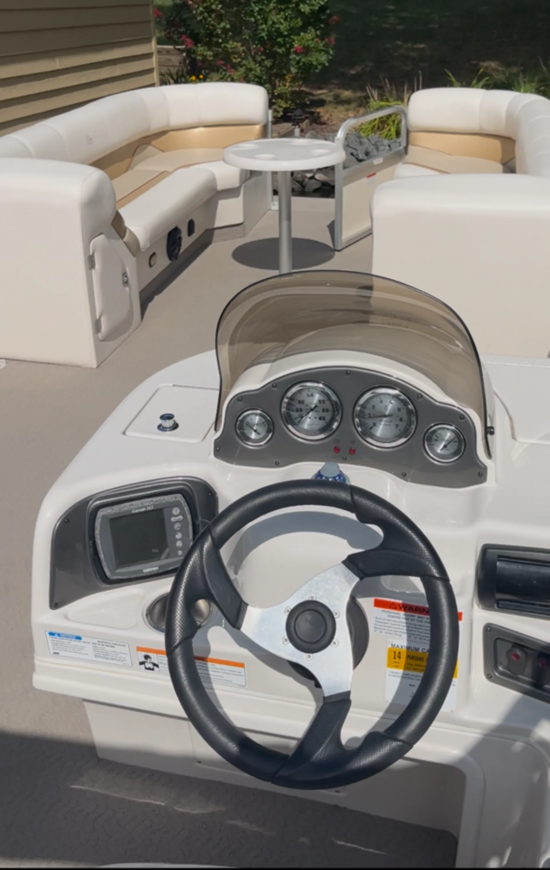 Luxurious 25ft G3 Sun Catcher Pontoon Boat, 12 People, Private Side