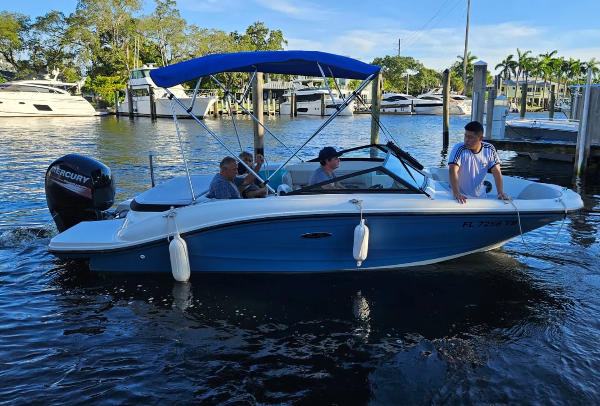 SEA RAY BOATS 190 SPX OB in Fort Lauderdale, FL