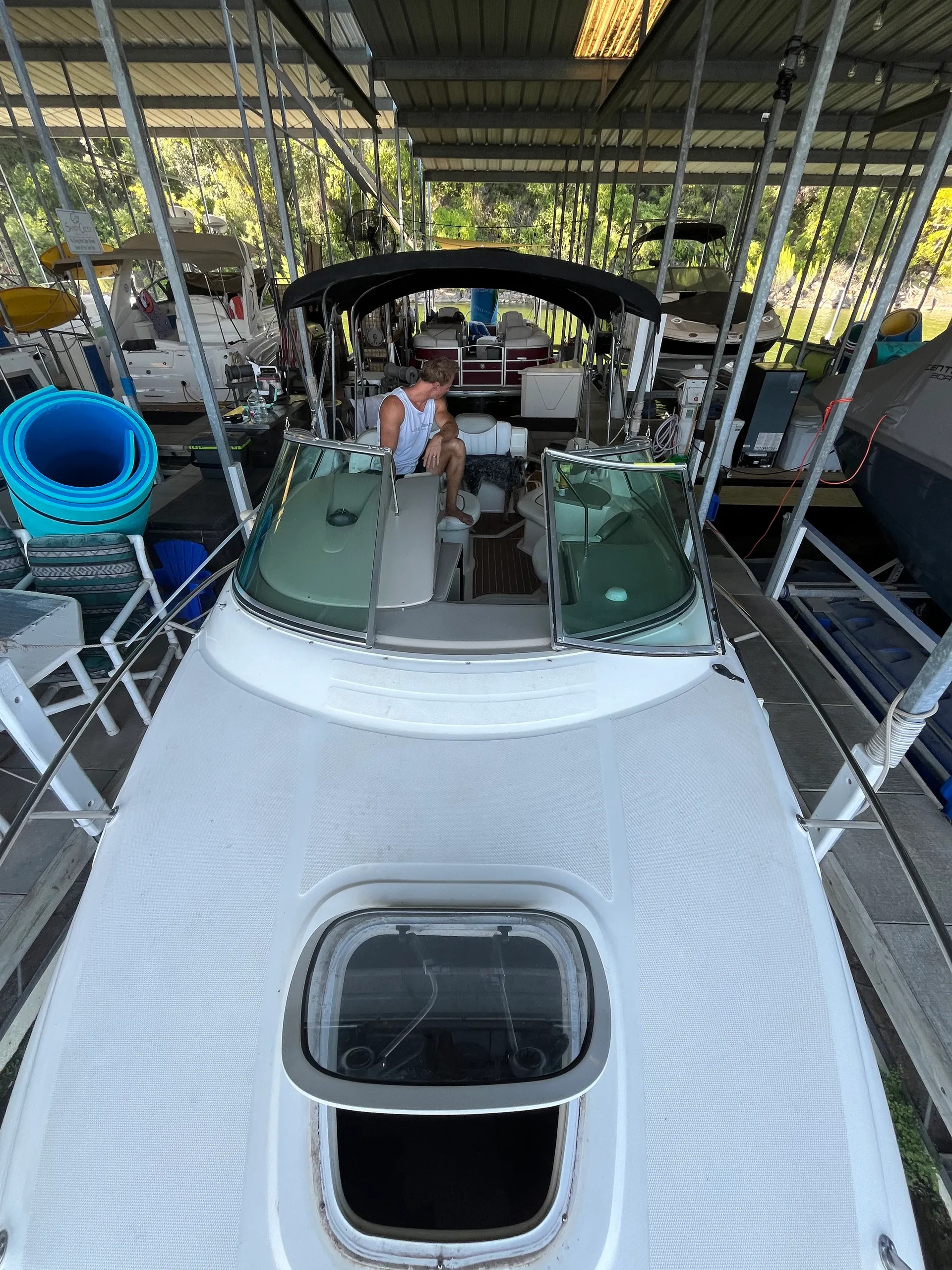 Cruiser Yacht Boat Charter