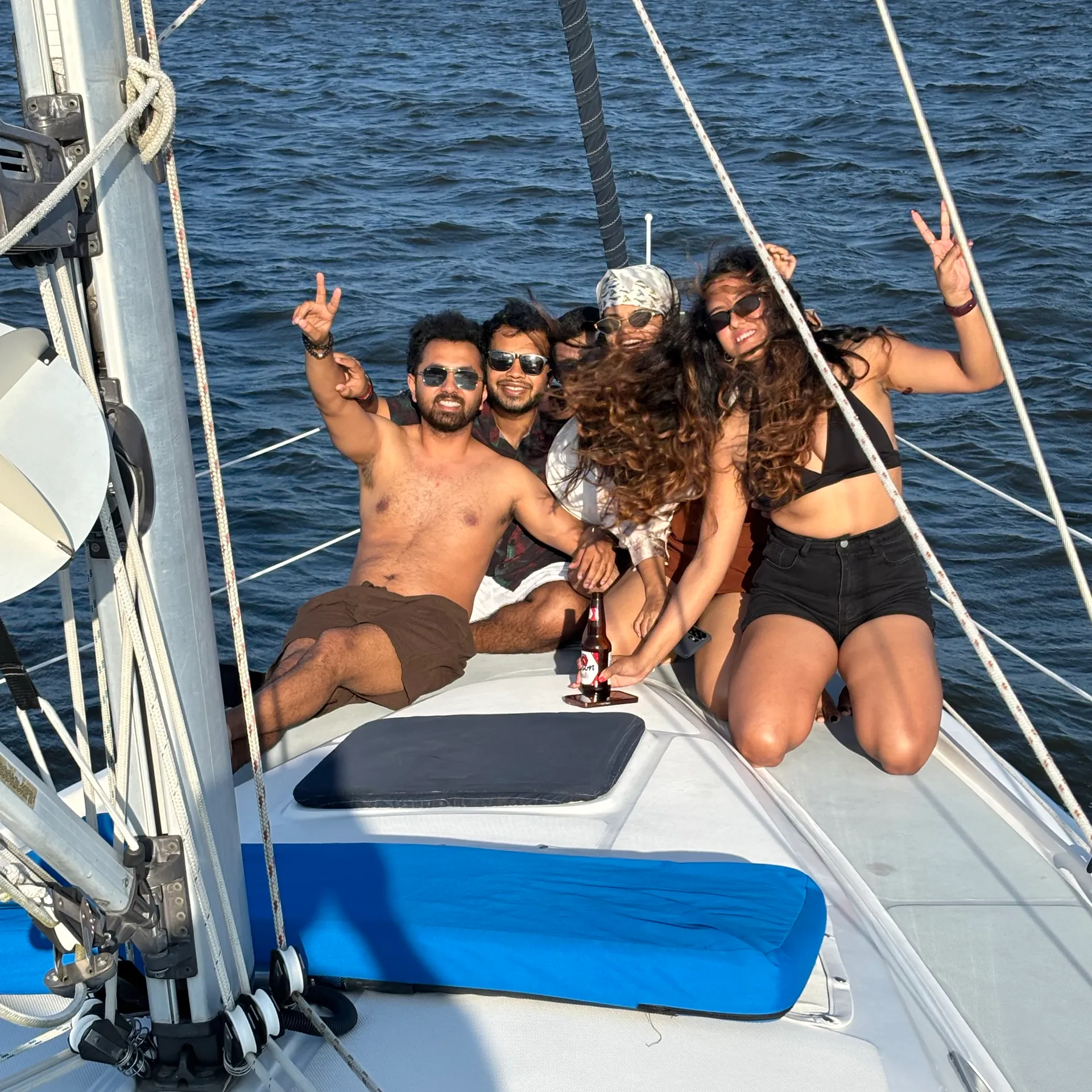 Relax, feel free and sail into a nautical world of “Wonder”, Hunter36'