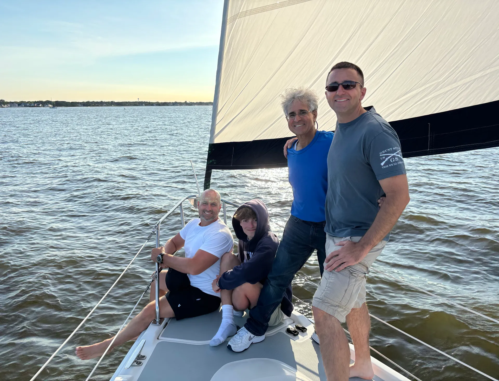 Relax, feel free and sail into a nautical world of “Wonder”, Hunter36'